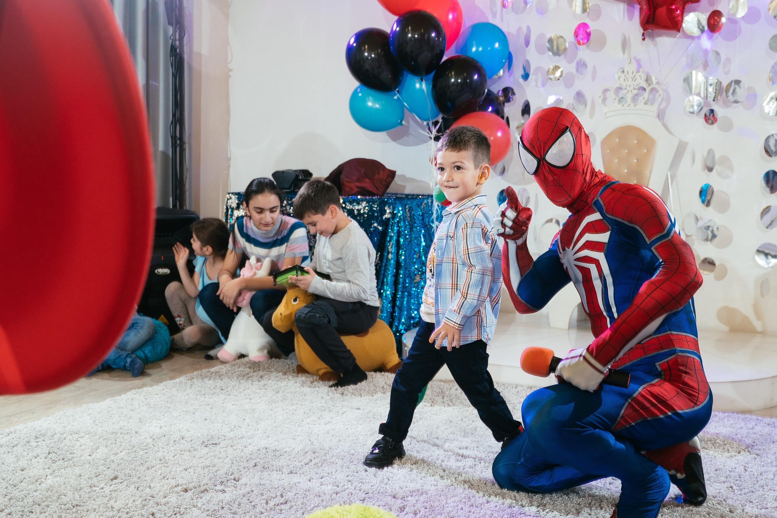 День рождения Бориса. Выпускные альбомы для детского сада и школы в Красноярске Мария Русяев