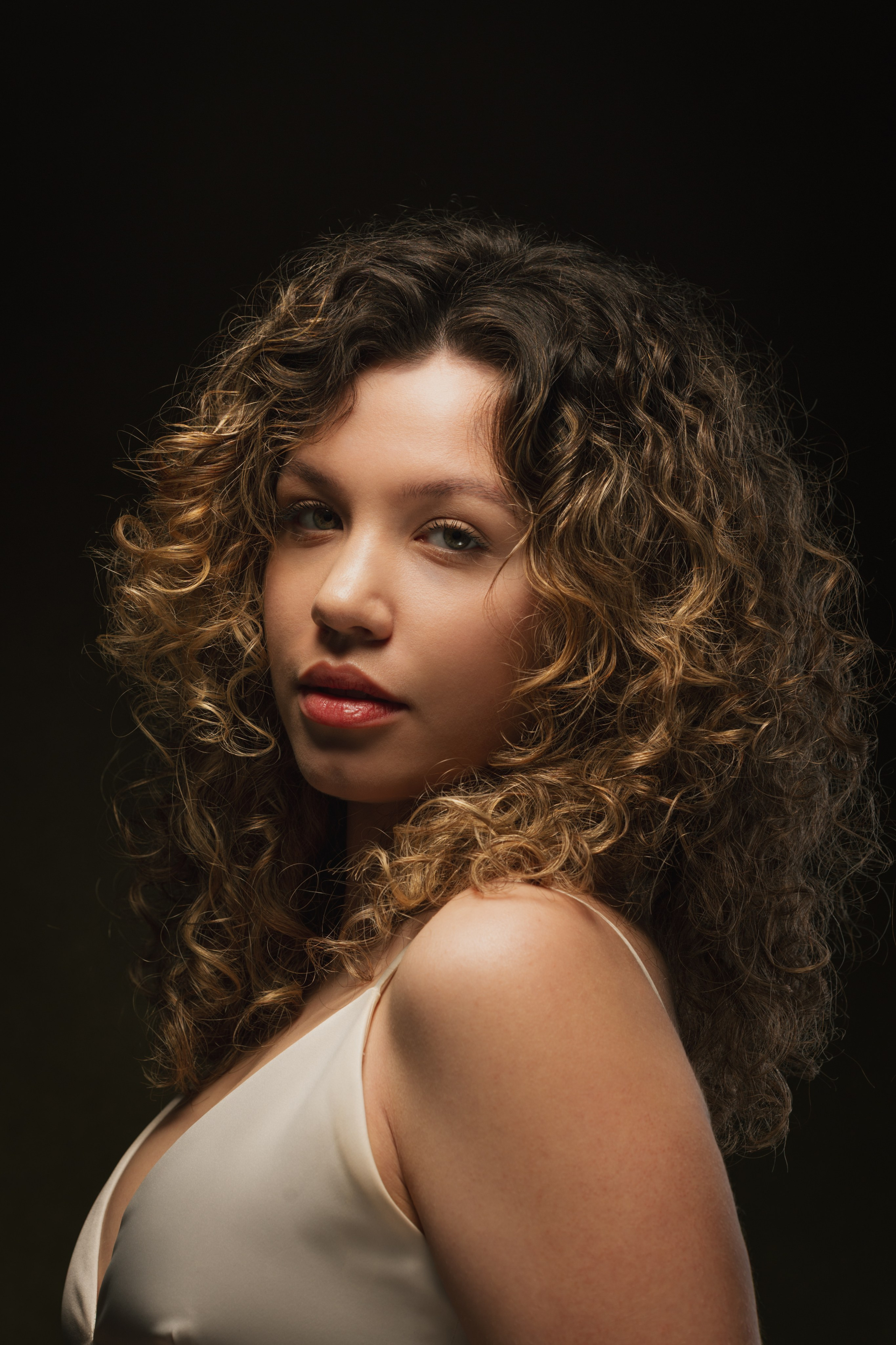 Студийный портрет. Портретный фотограф в Москве