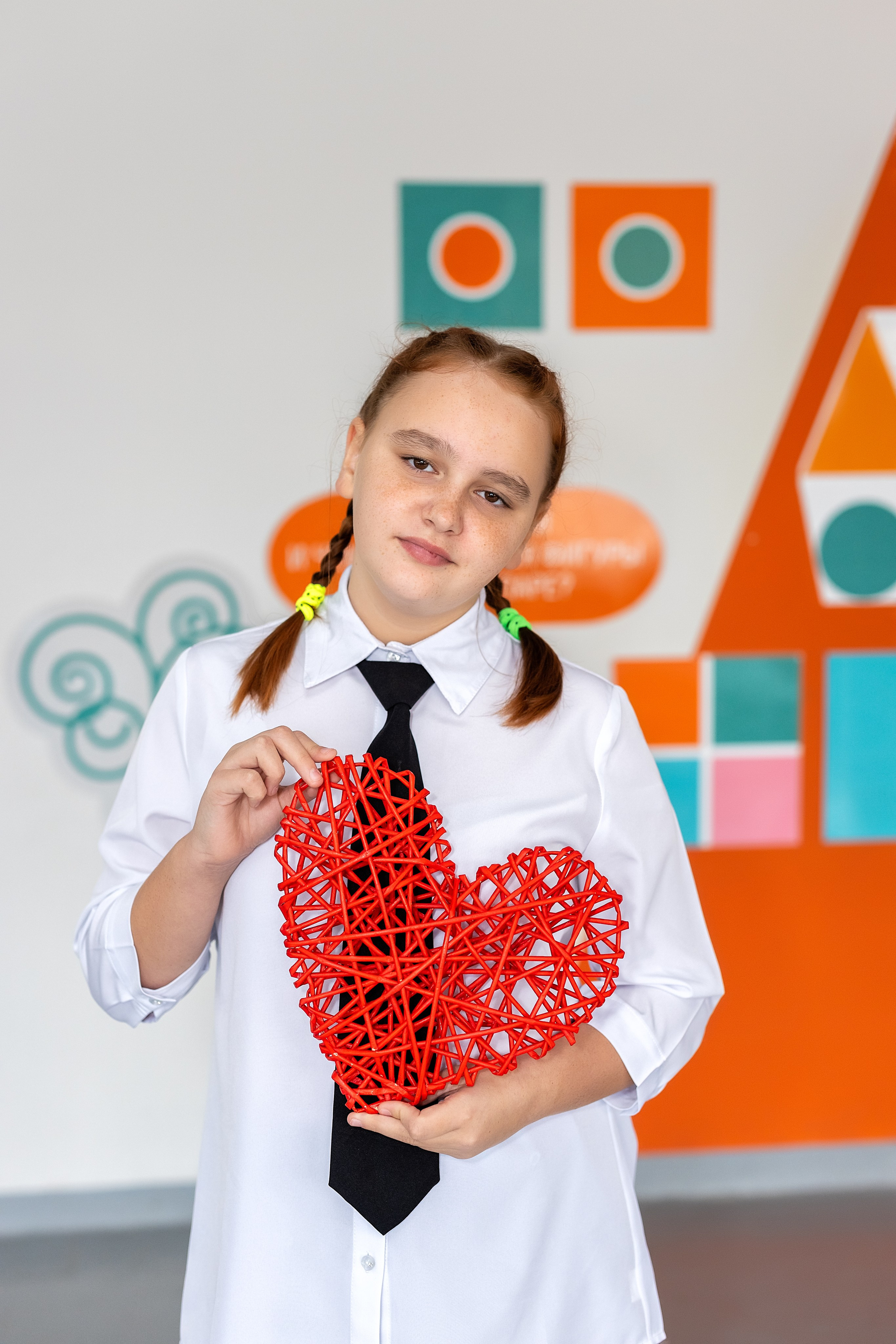 Школа № 4 имени В. Н. Косова, 4б. п.Тавричанка. Стильный выпускной альбом Владивосток фотограф Вероника Мигачева