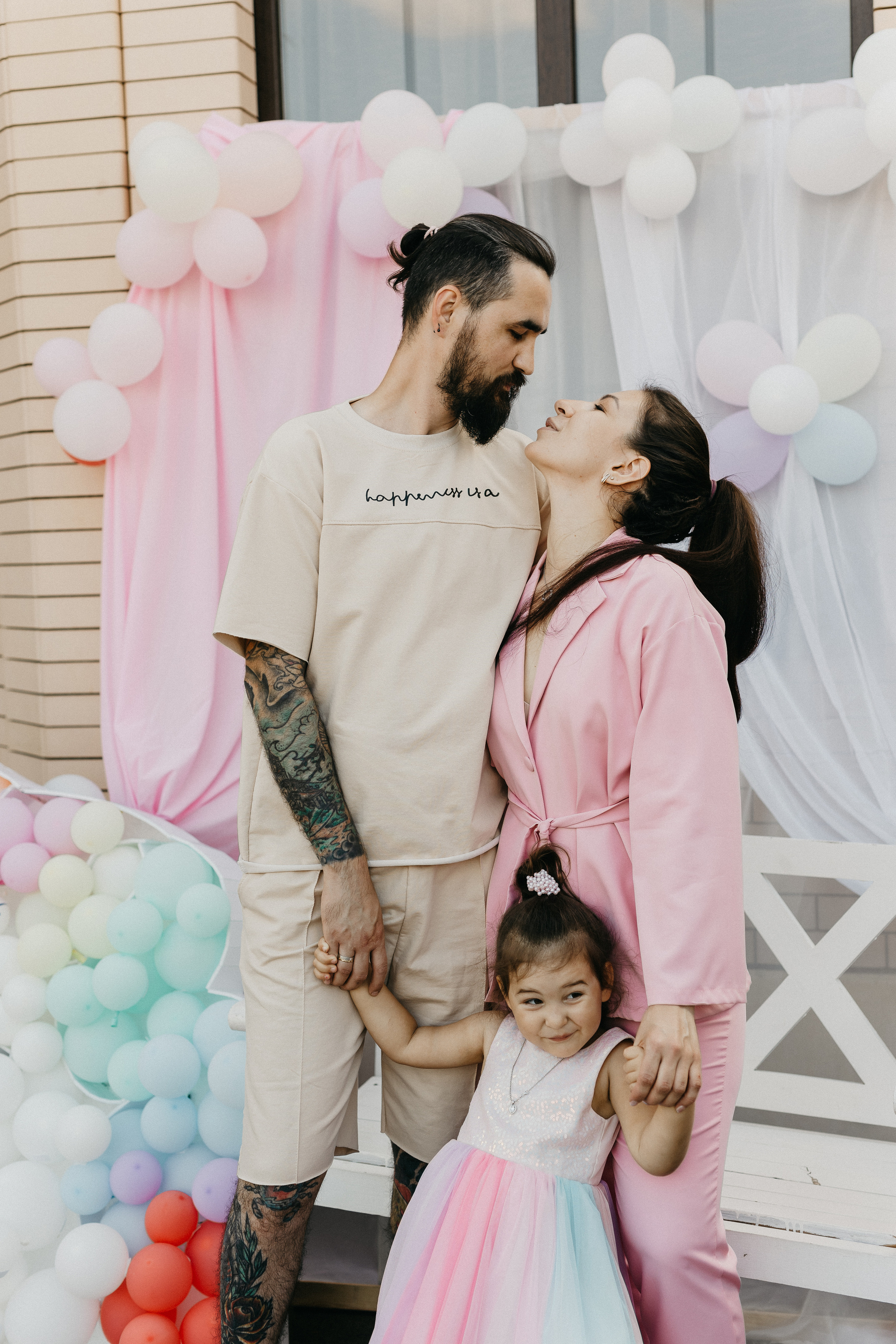 Настя и Ильдар (Карине 3 года). Семейный фотограф в г. Ростову-на-Дону Козлова Евгения