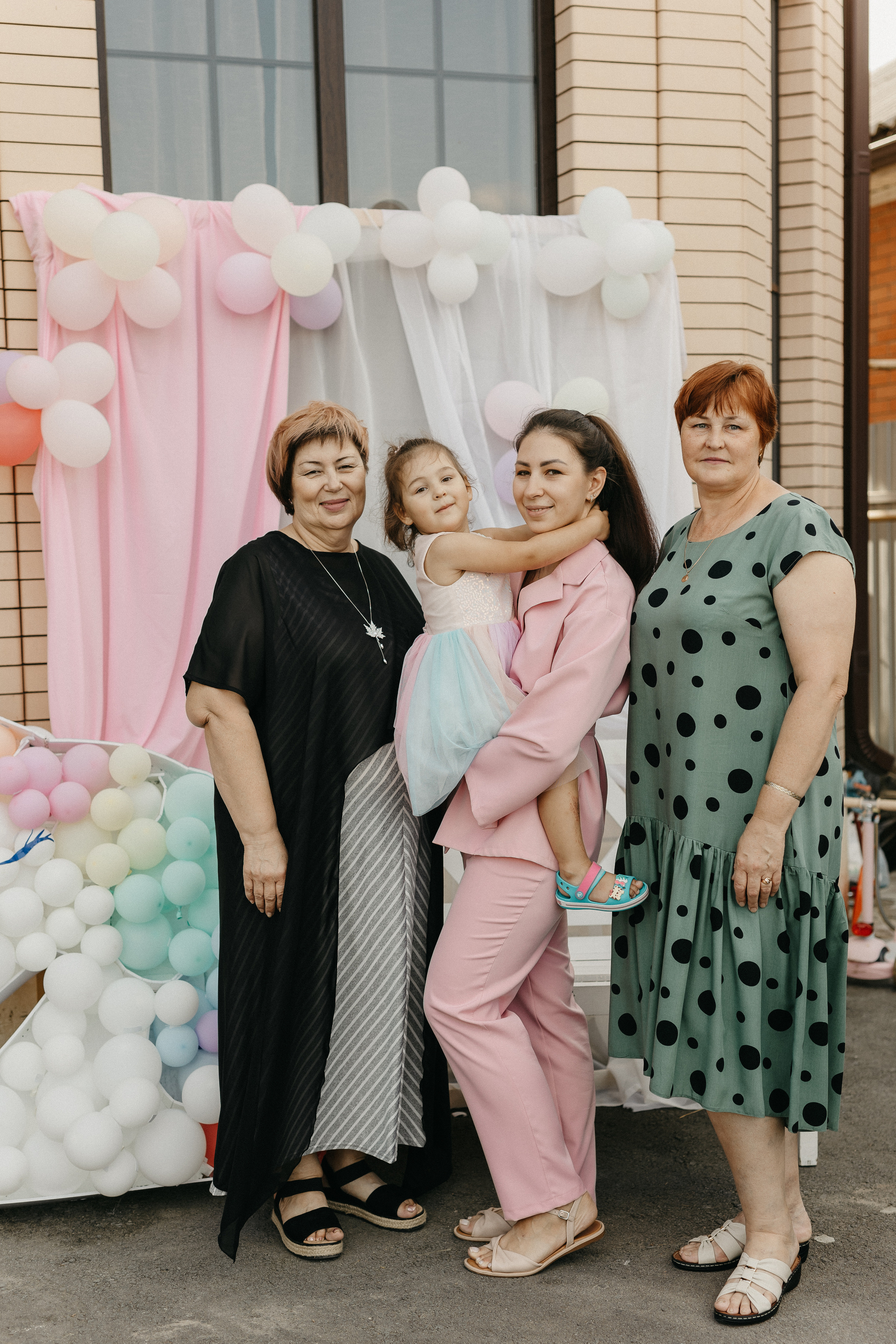 Настя и Ильдар (Карине 3 года). Семейный фотограф в г. Ростову-на-Дону Козлова Евгения