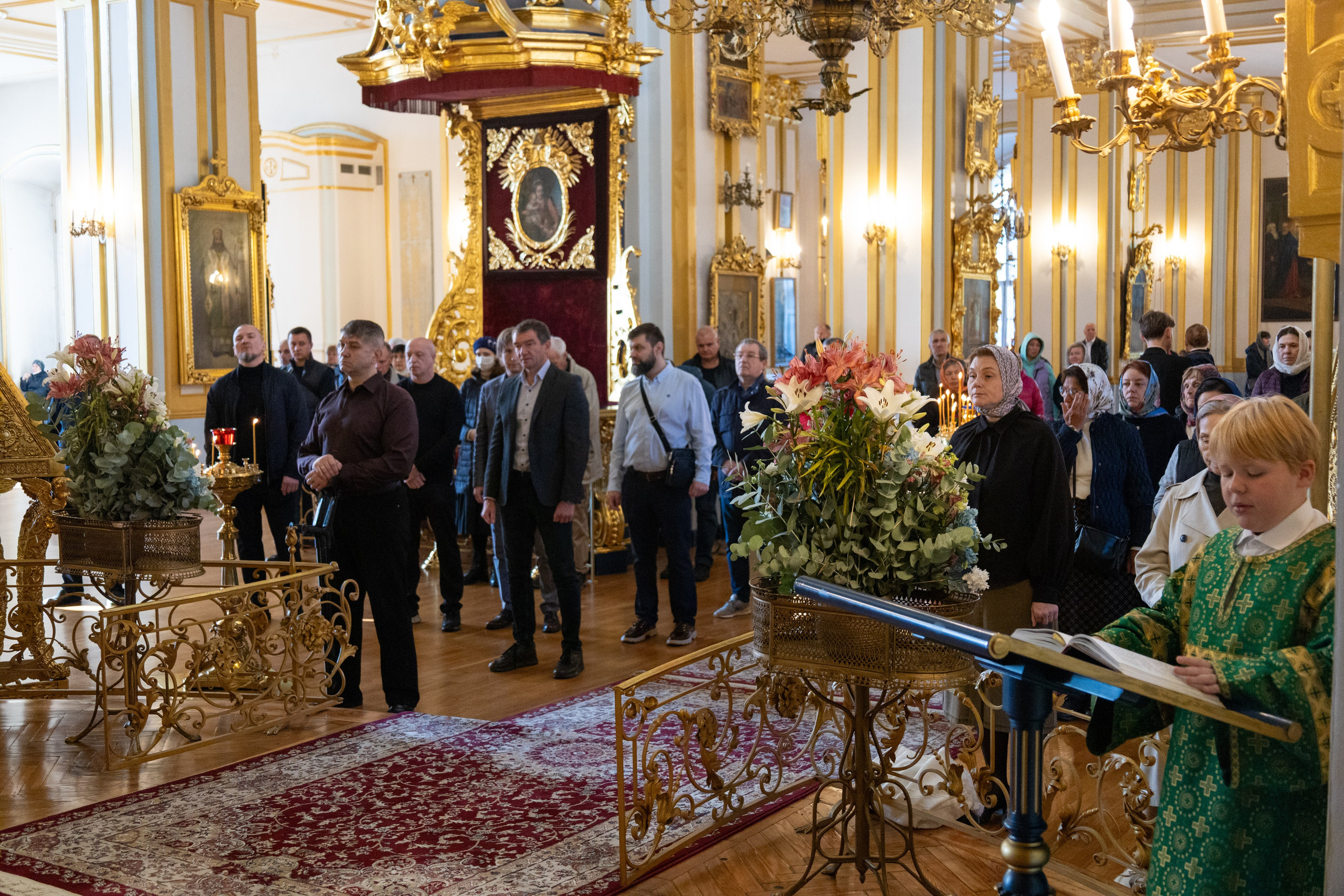 Неделя 16-я по Пятидесятнице, по Воздвижении. Глас 7-й. Попразднство Воздвижения Креста. Вмч. Никиты. НИКОЛО-БОГОЯВЛЕНСКИЙ МОРСКОЙ СОБОР
