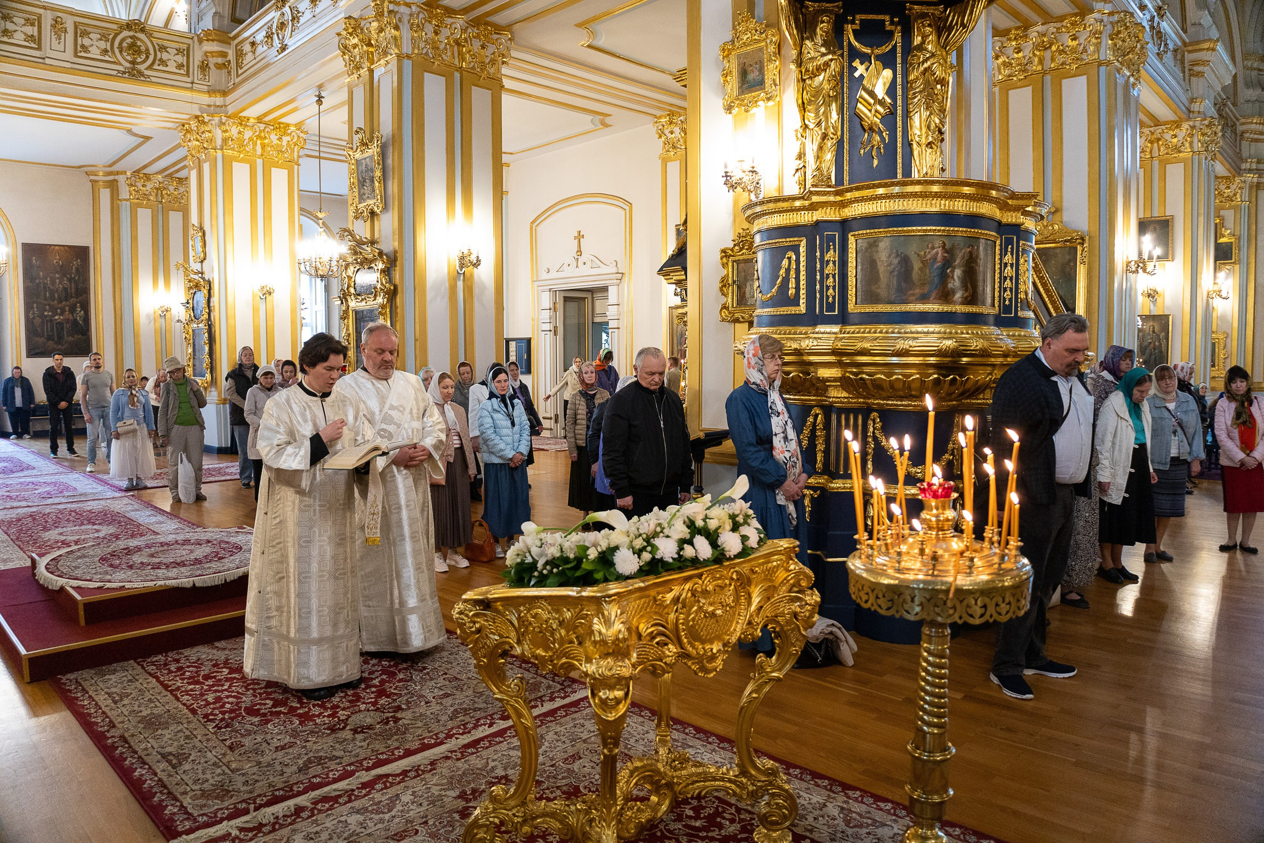 ВСЕНОЩНОЕ БДЕНИЕ В КАНУН ПРАЗДНИКА ВОЗНЕСЕНИЯ ГОСПОДНЯ. НИКОЛО-БОГОЯВЛЕНСКИЙ МОРСКОЙ СОБОР