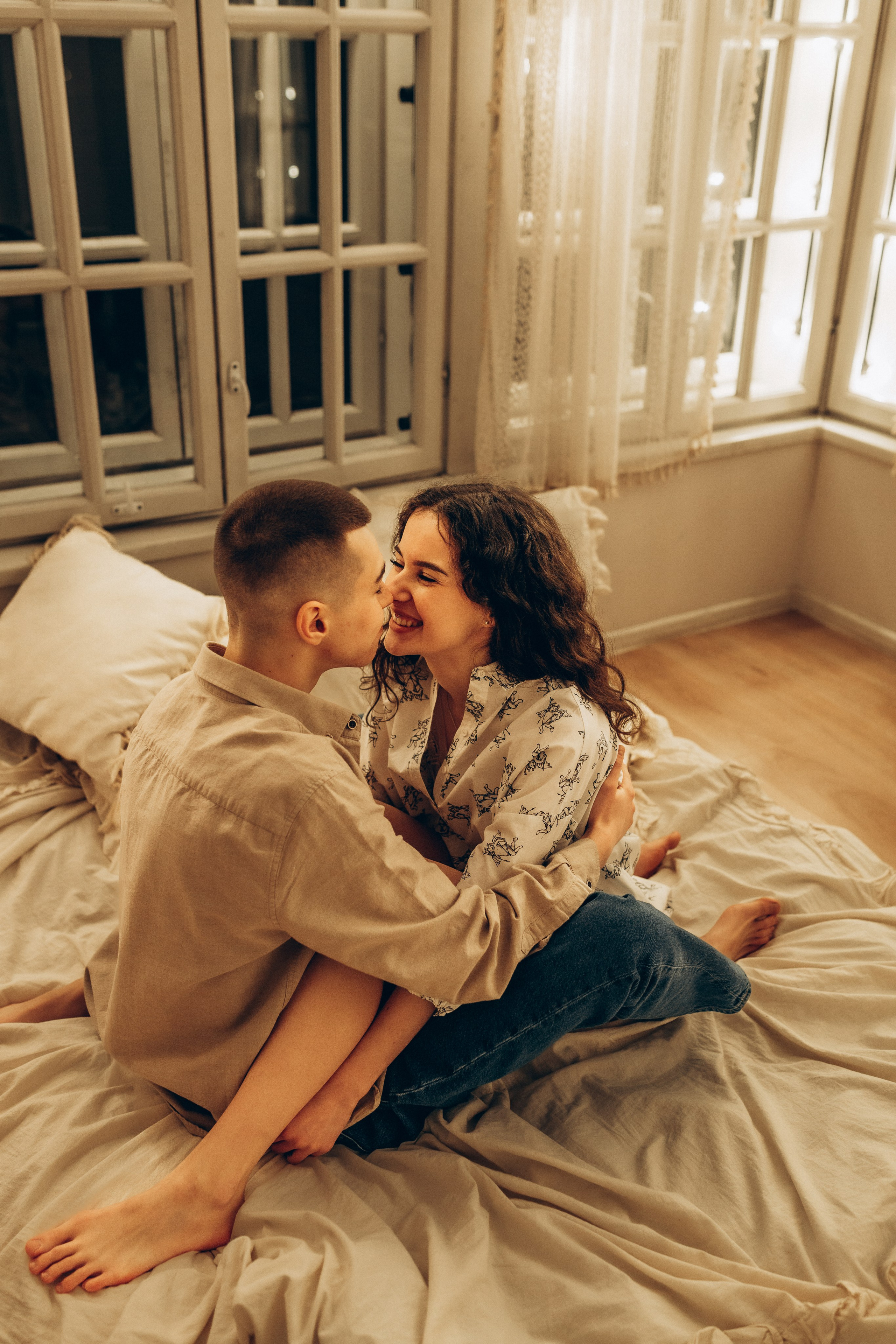 LoveStory Никита и Лиза в студии. Фотограф Санкт-Петербург Князева Елизавета