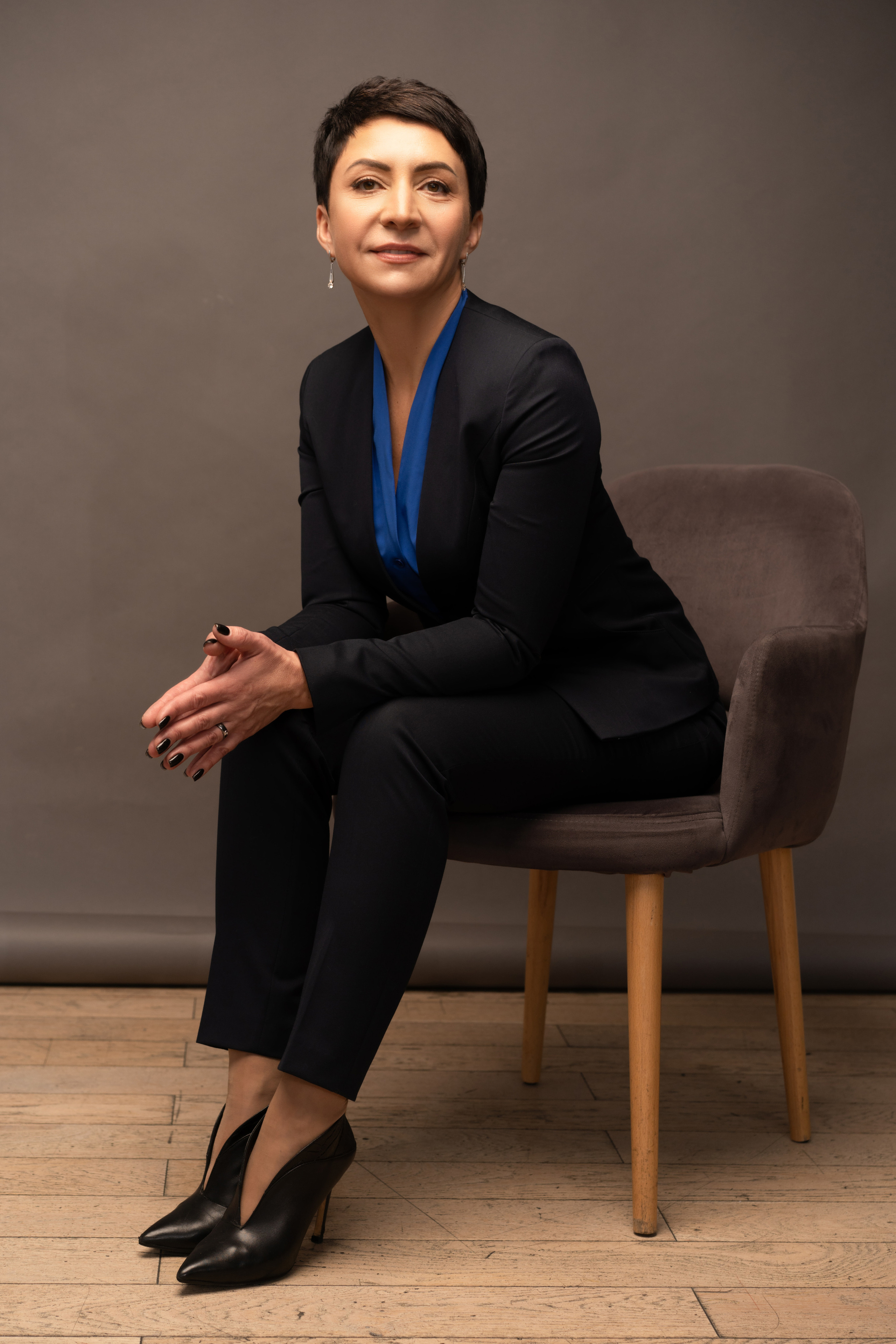 Студийная съемка для Елены, специалиста по финансам. Портретный фотограф из Санкт-Петербурга Наталья Бялая