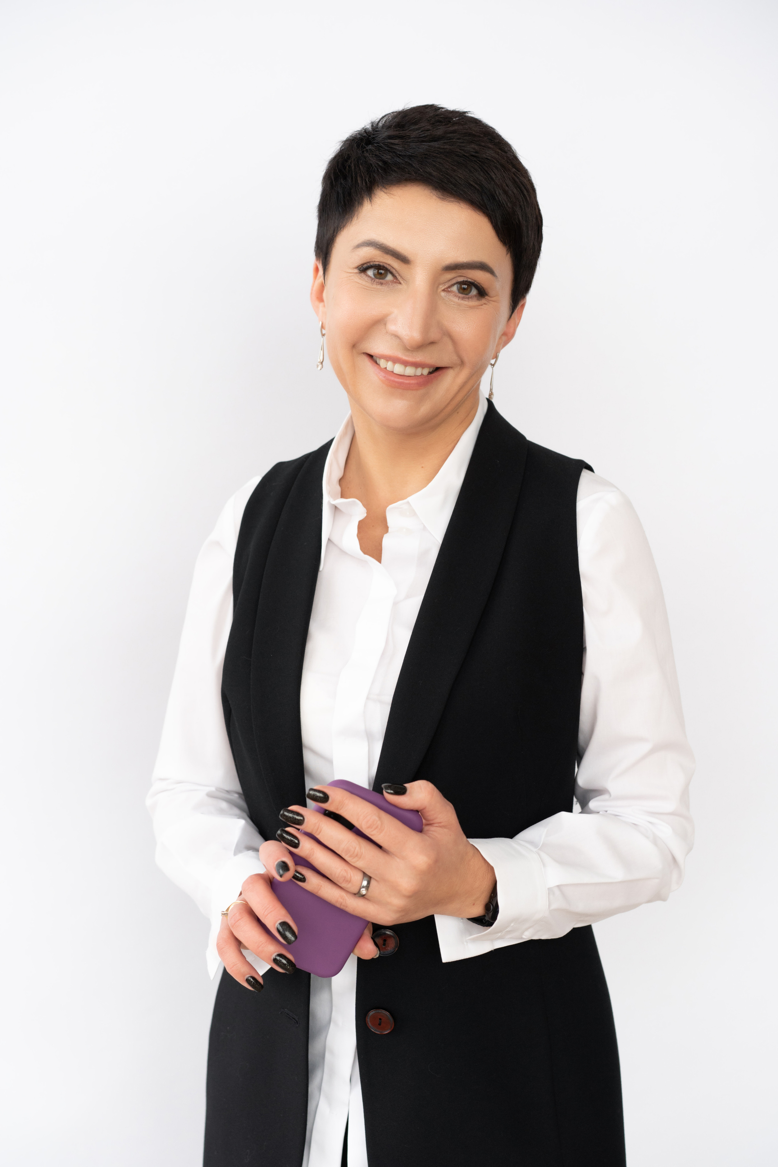 Студийная съемка для Елены, специалиста по финансам. Портретный фотограф из Санкт-Петербурга Наталья Бялая