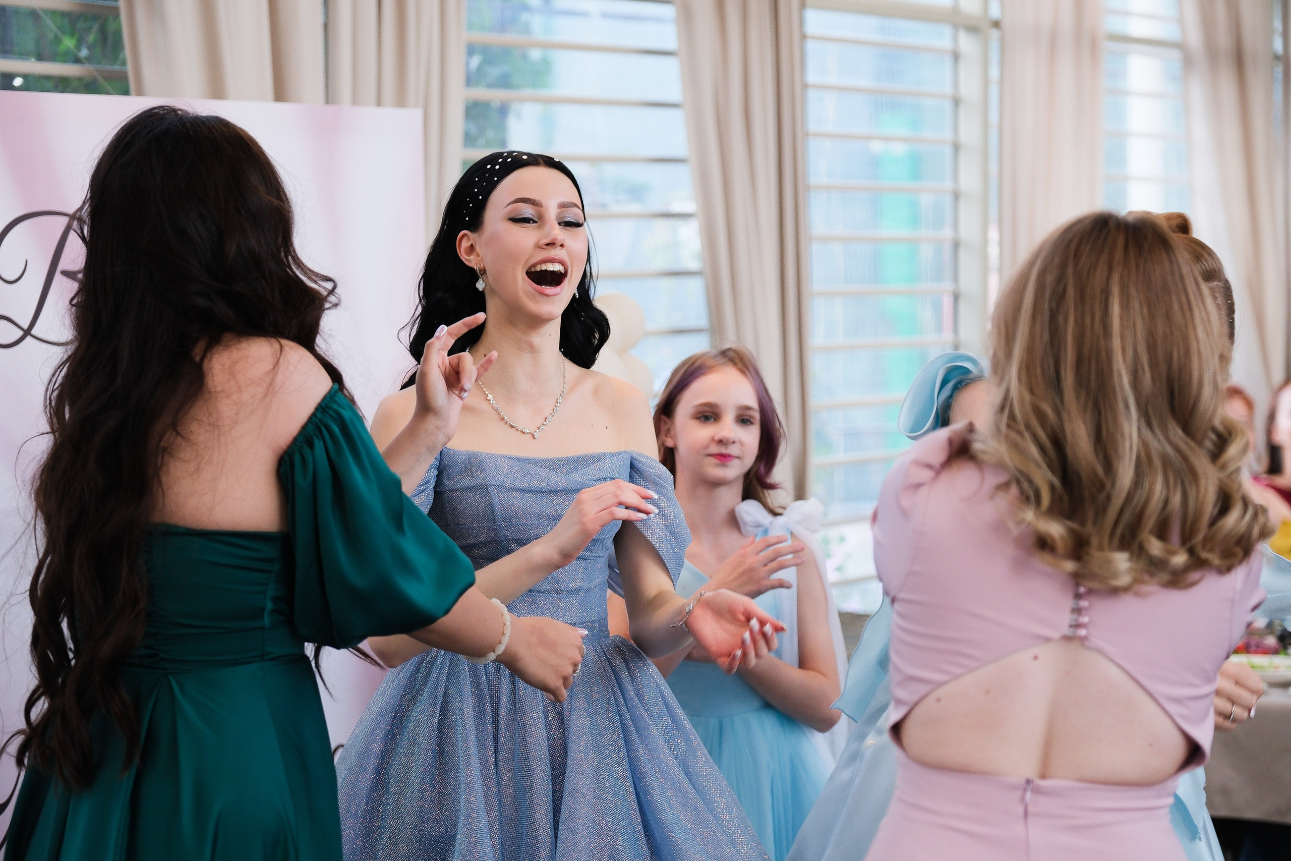 9 Класс Выпускной. Фотограф Анатолий Деникин