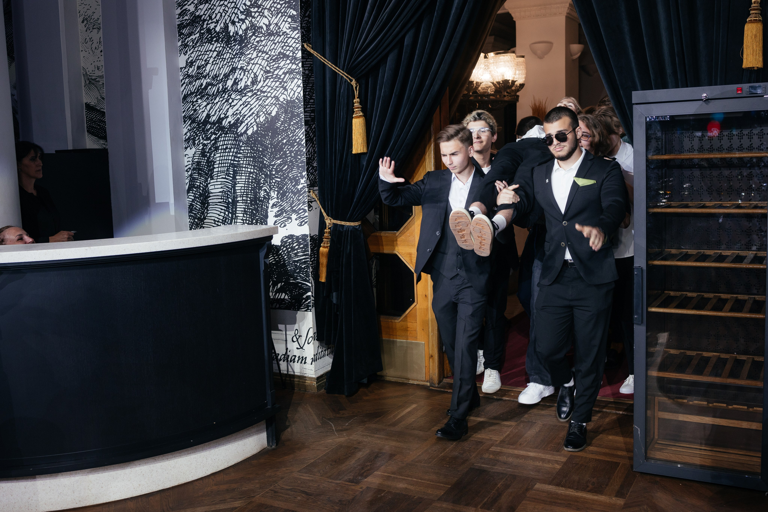 Выпускной 11 класс. Фотограф Крохин Олег