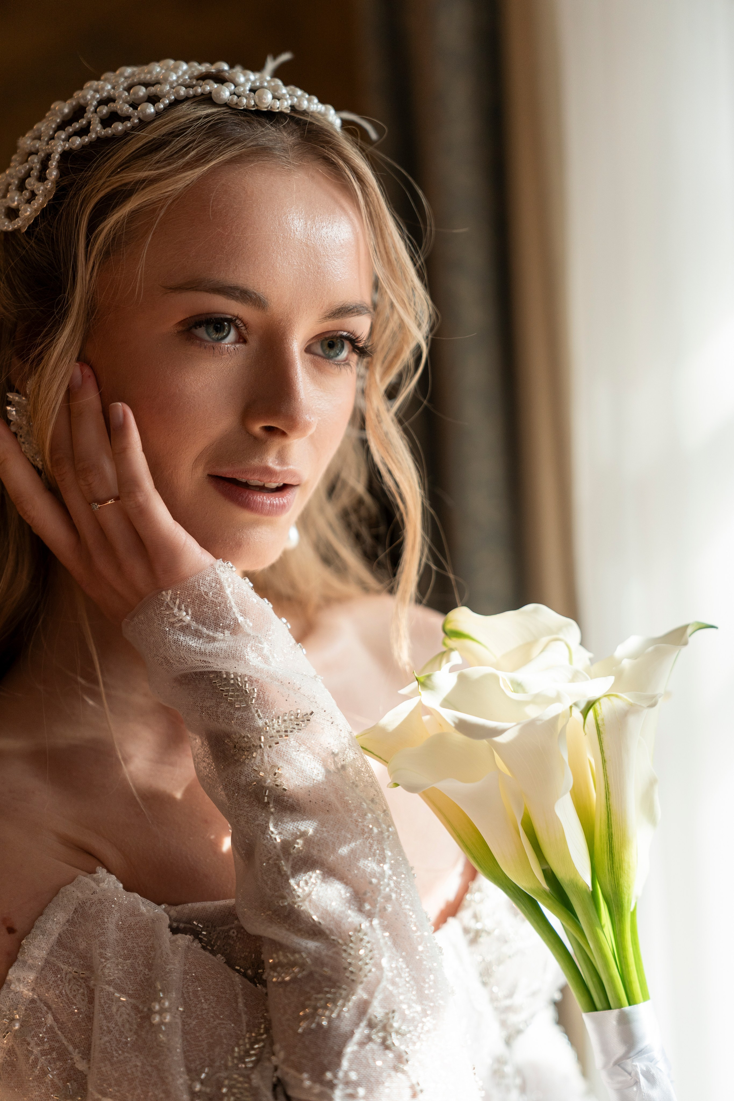 Свадебная фотосессия в отеле Метрополь. Свадебный фотограф в Москве Анна Полушина