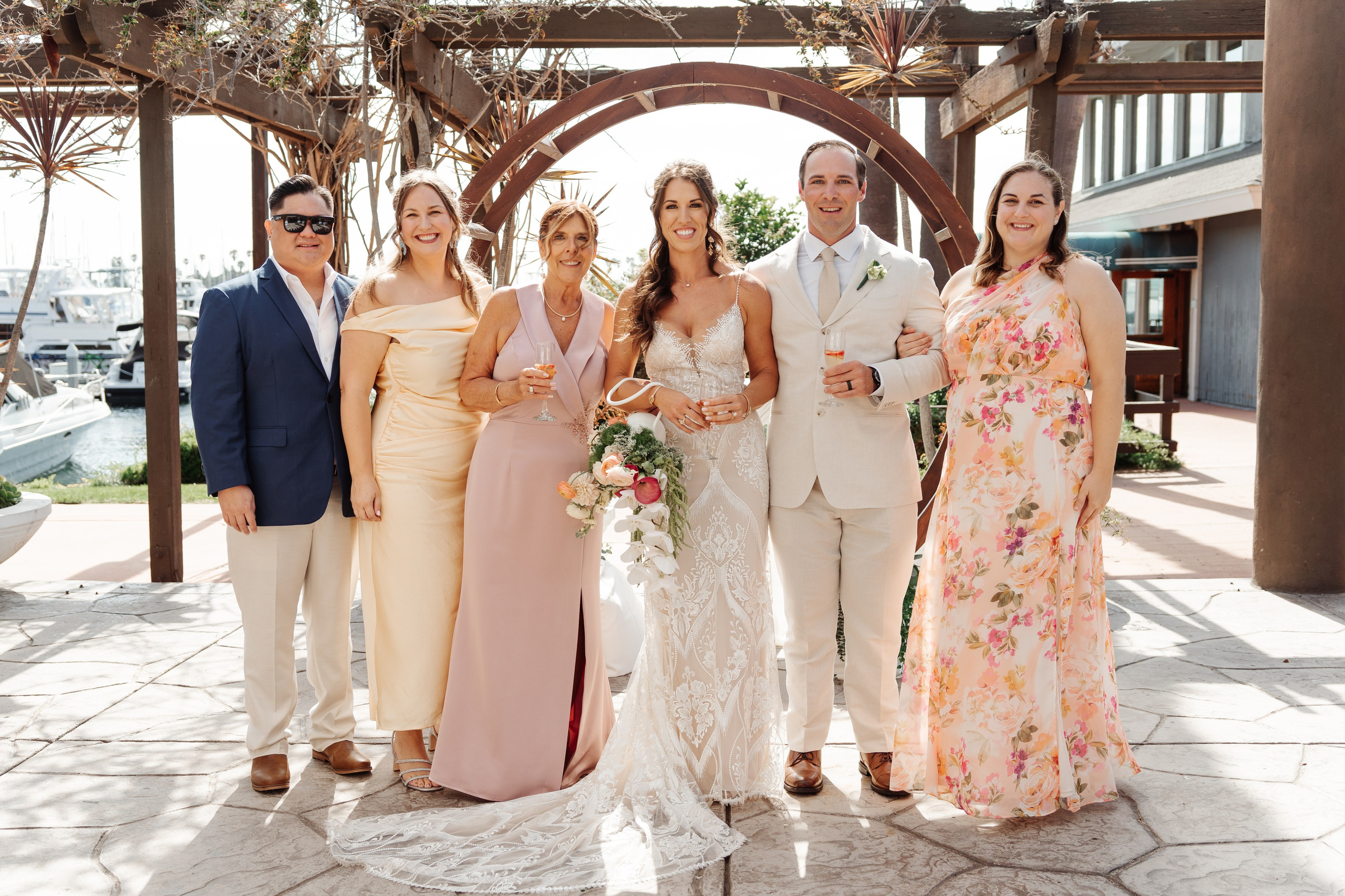 2025-08-16_BryanAmber. Ретушер Зенькевич Света