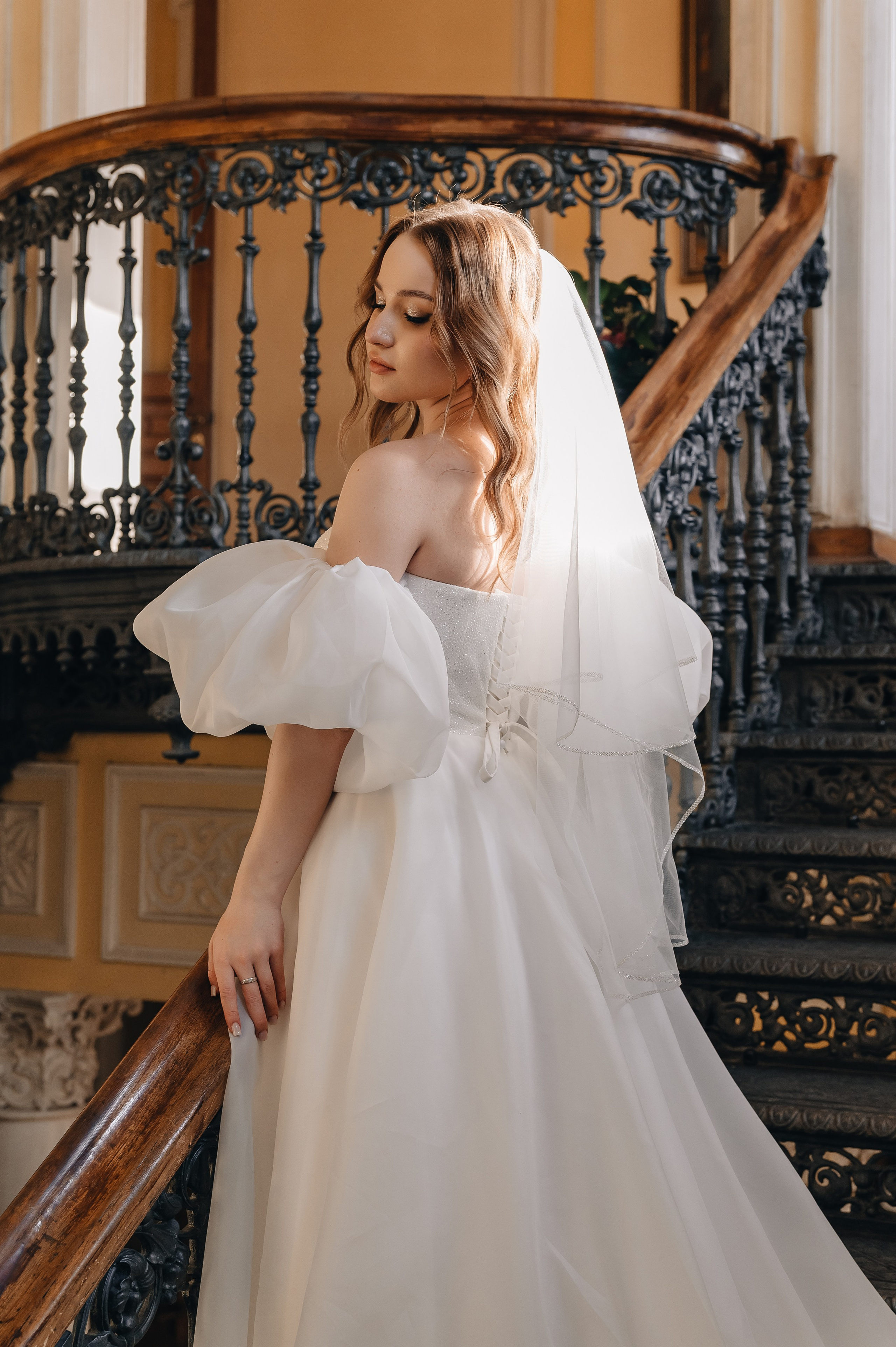 Свадебная фотосессия в библиотеке им. Пушкина. Портретный фотограф Москва Светлана Кашура