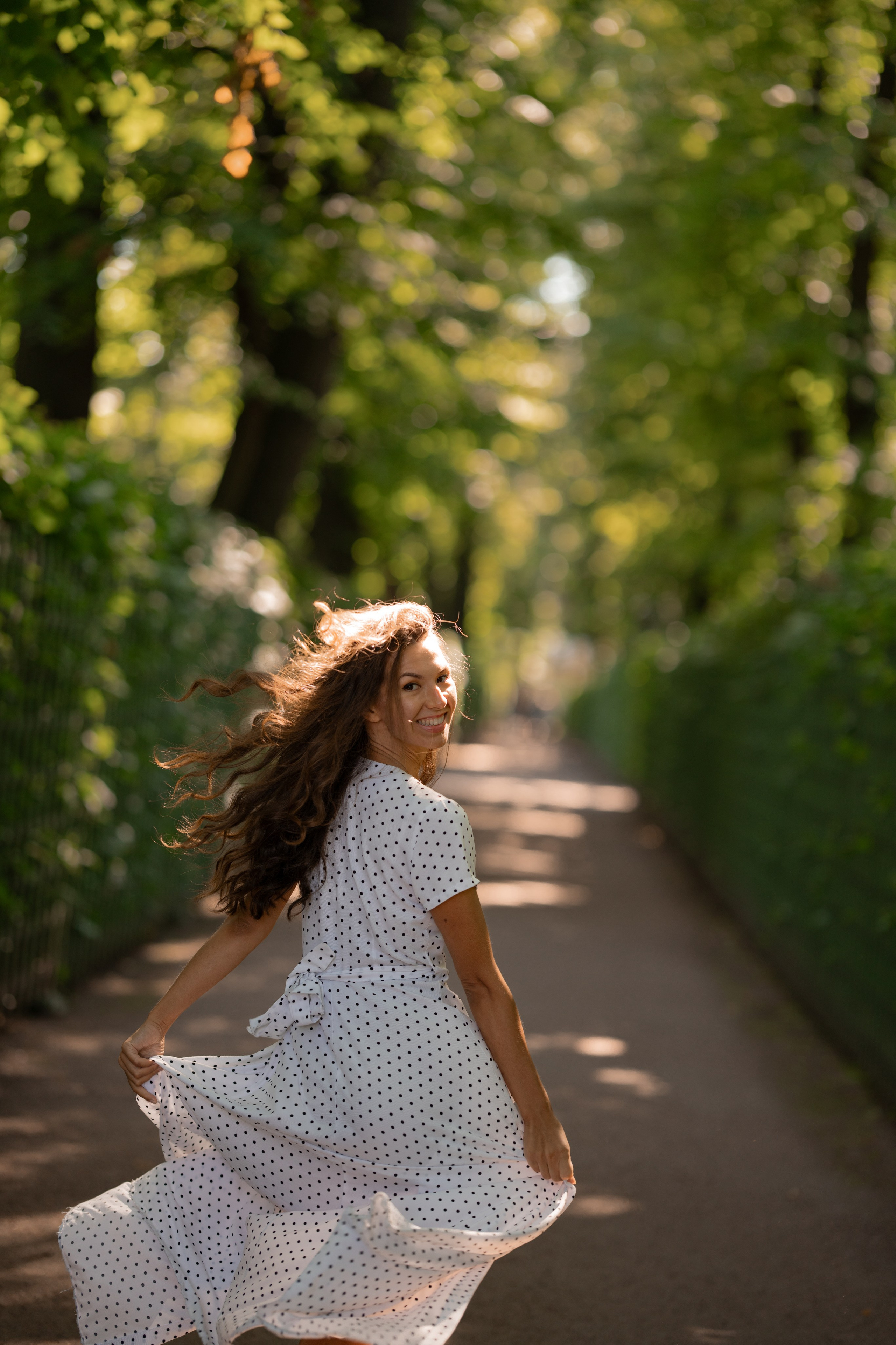 Виолетта в Летнем саду. Семейный и портретный фотограф в Санкт-Петербурге Татьяна Гримоть