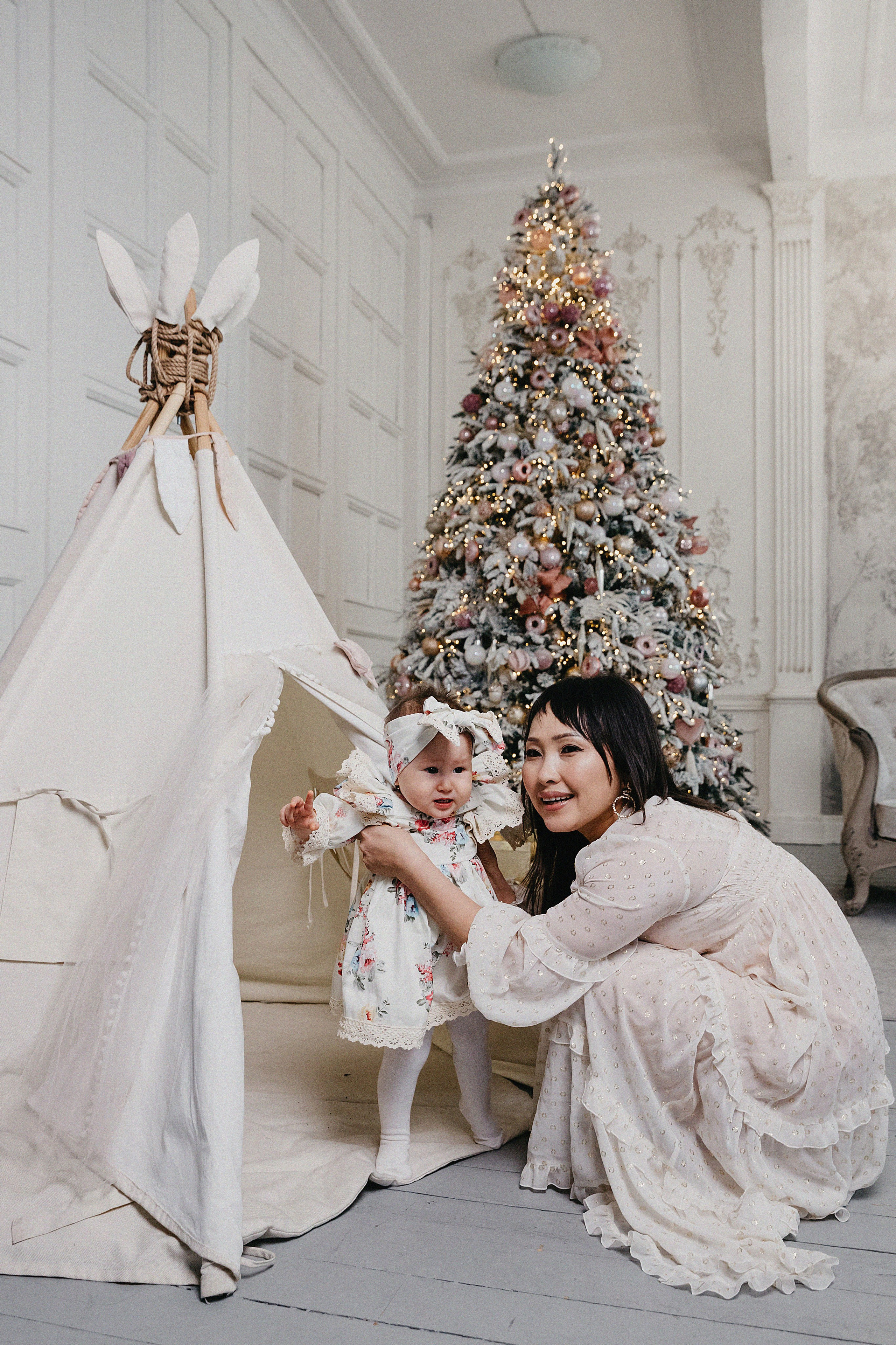 Семейная фотосессия в фотостудии 2Stula. Свадебный, семейный и портретный фотограф в Алматы, Костанай