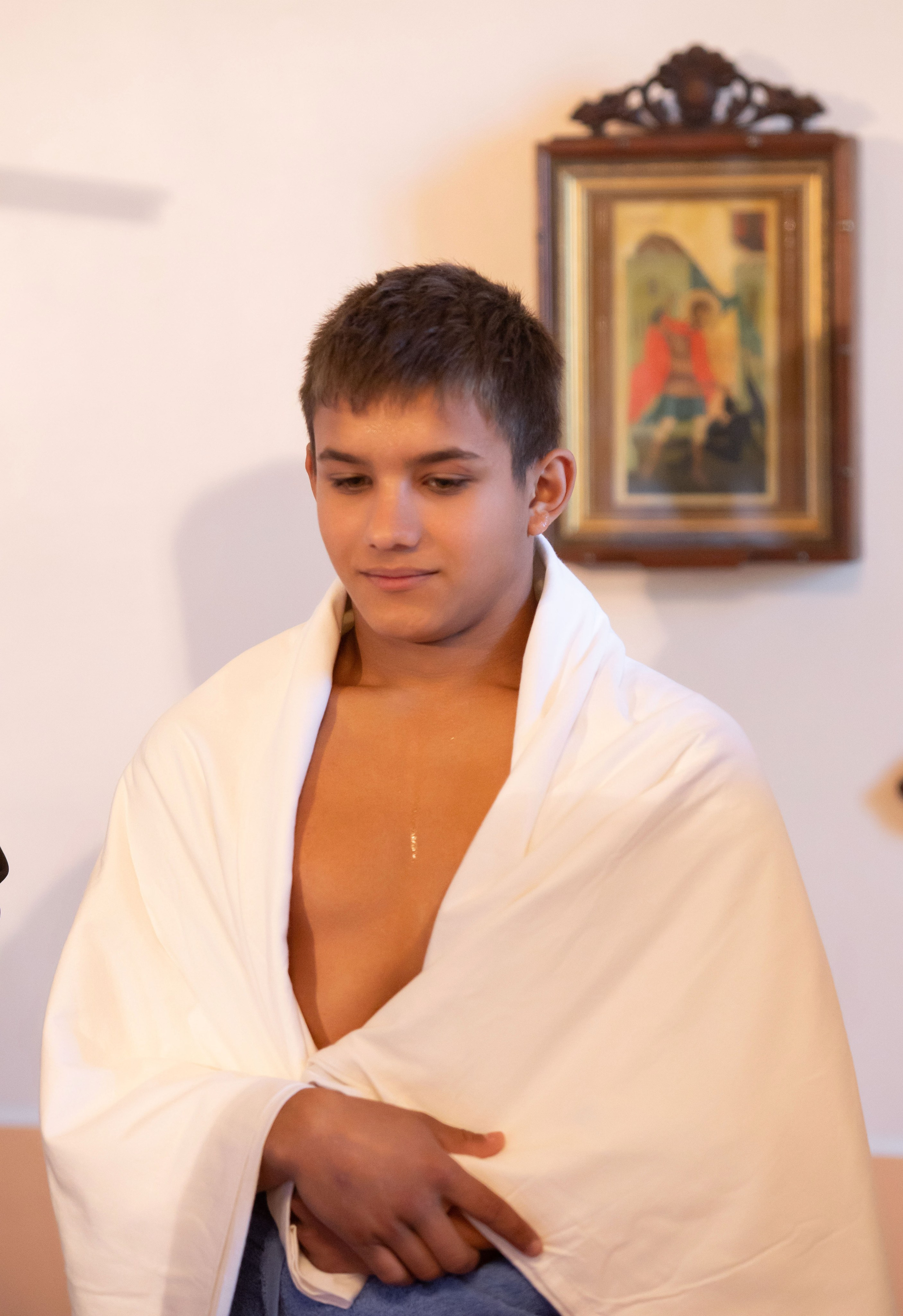 Крещение двух братьев. Храм Успения Пресвятой Богородицы. Семейный и детский фотограф Анна Петракова