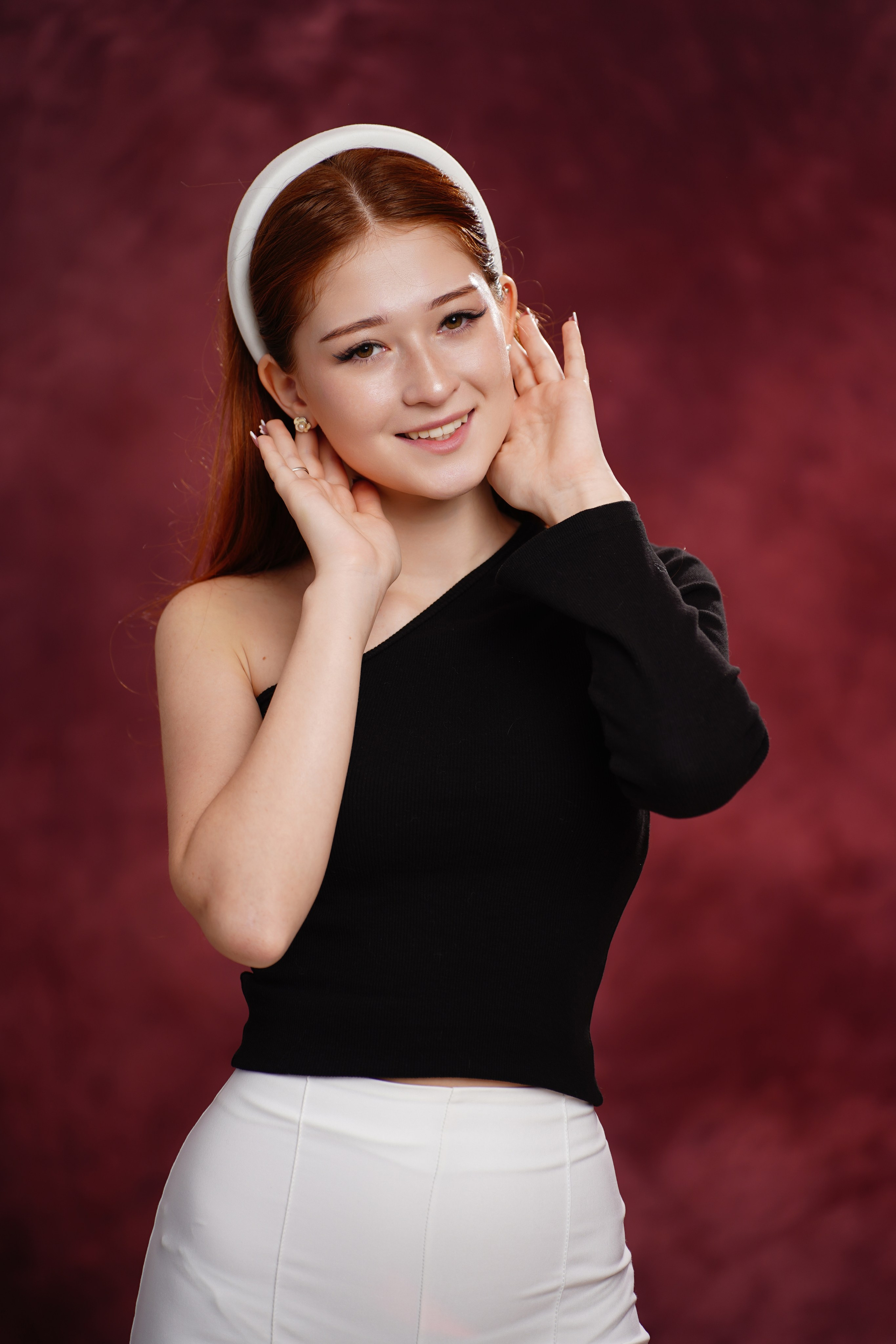 съемка в школьном коридоре. Привозили студийный свет и фон