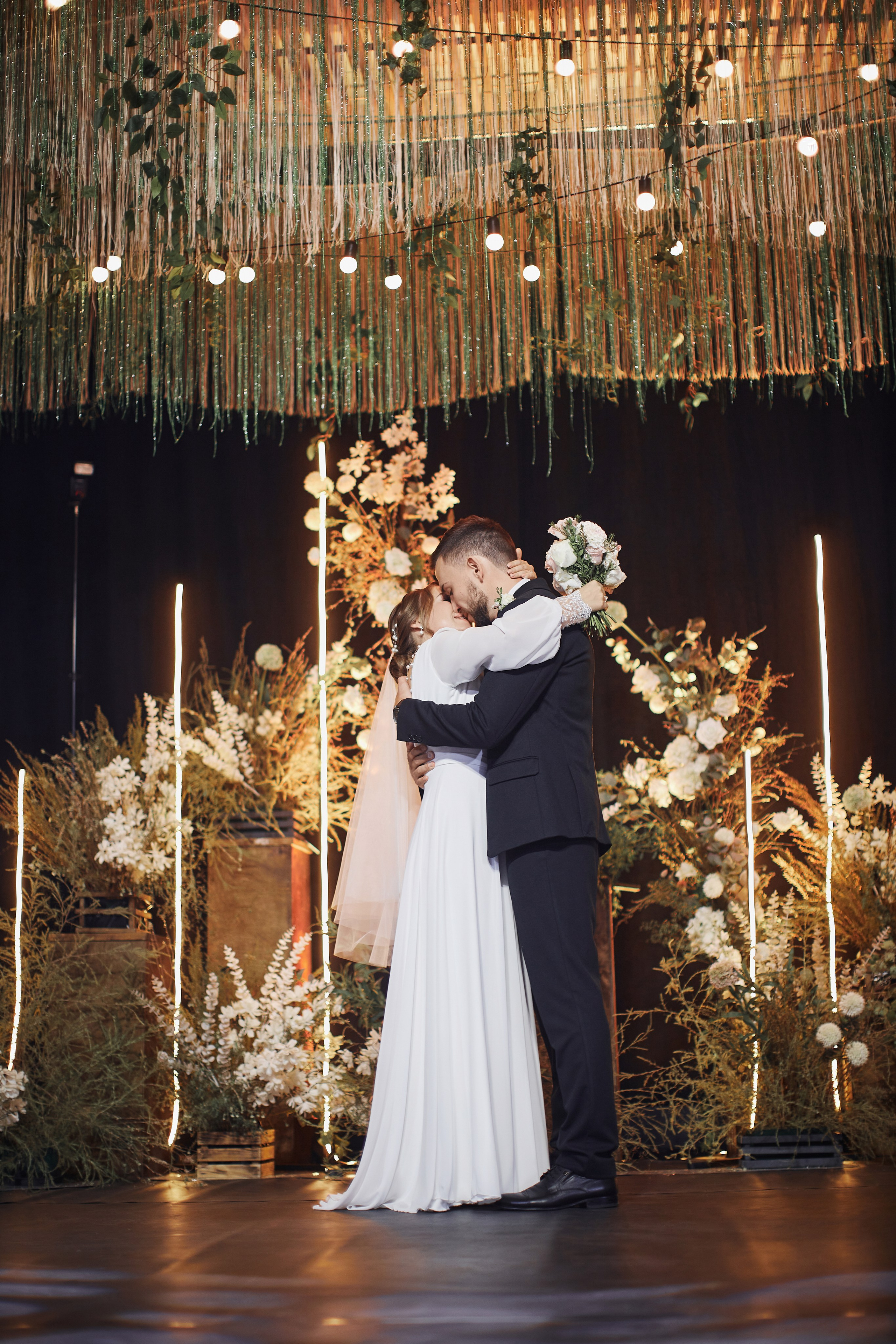 Костя и Елена Банкет. Ваш фотограф Антон Колташов город Курган Тюмень Челябинск Екатеринбург