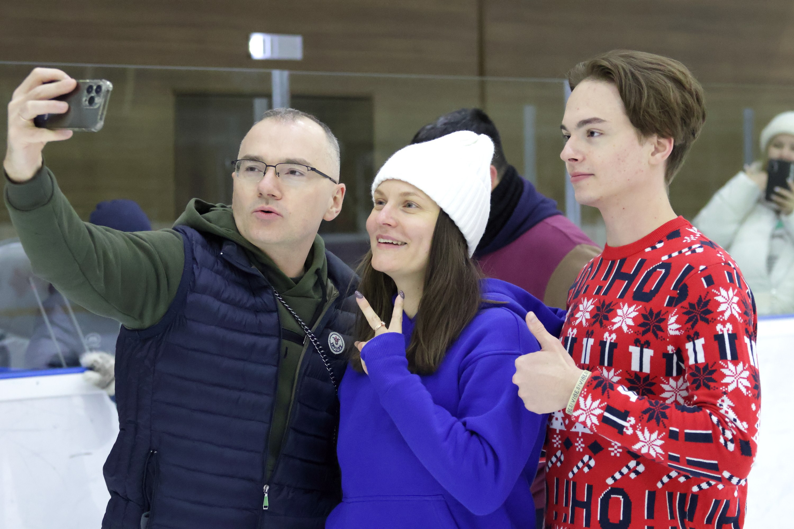 Корпоративное мероприятие на катке. Спортивный и репортажный фотограф Ермакова Светлана