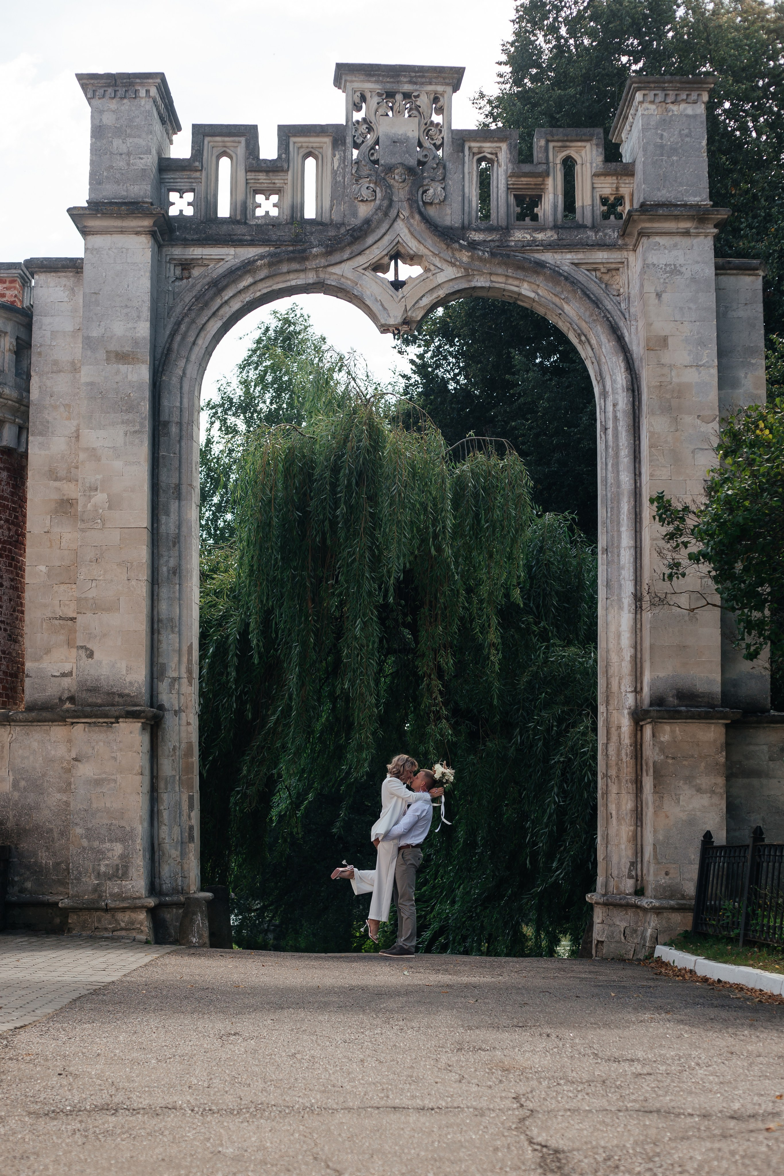 Свадебная прогулка в Усадьбе Марфино. Фотограф Дмитров и МО Валентина Халикова