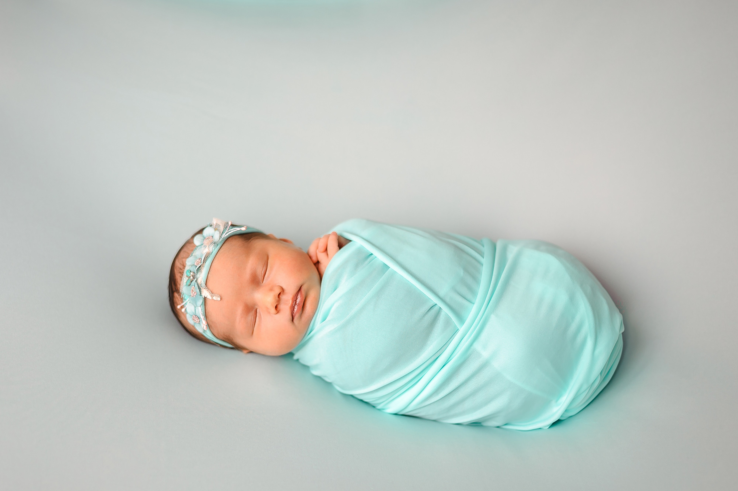 Ксюша, 9 дней. Фотограф новорождённых в Йошкар-Оле Ильмира Сидоркина