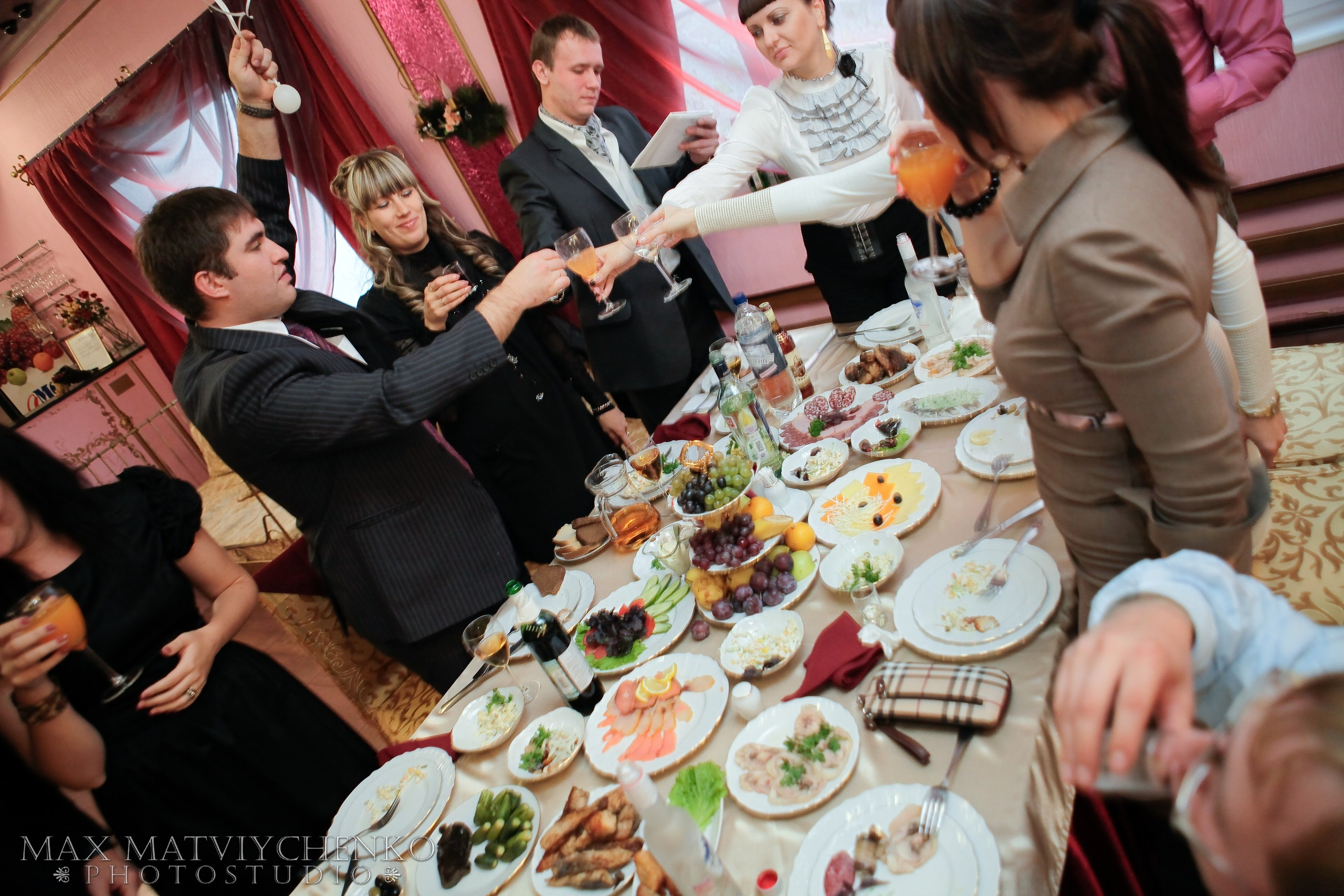 Банкет/Banquet. Максим Матвийченко и Виктория Басова профессионалы своего дела