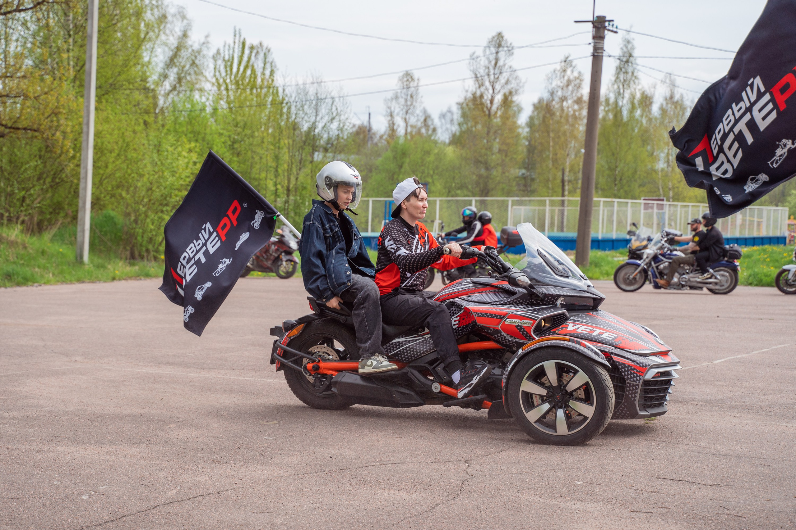 Мотоциклы —репортажная фотосъемка в Санкт-Петербурге. Свадебный, семейный, портретный, репортажный фотограф в Санкт-Петербурге