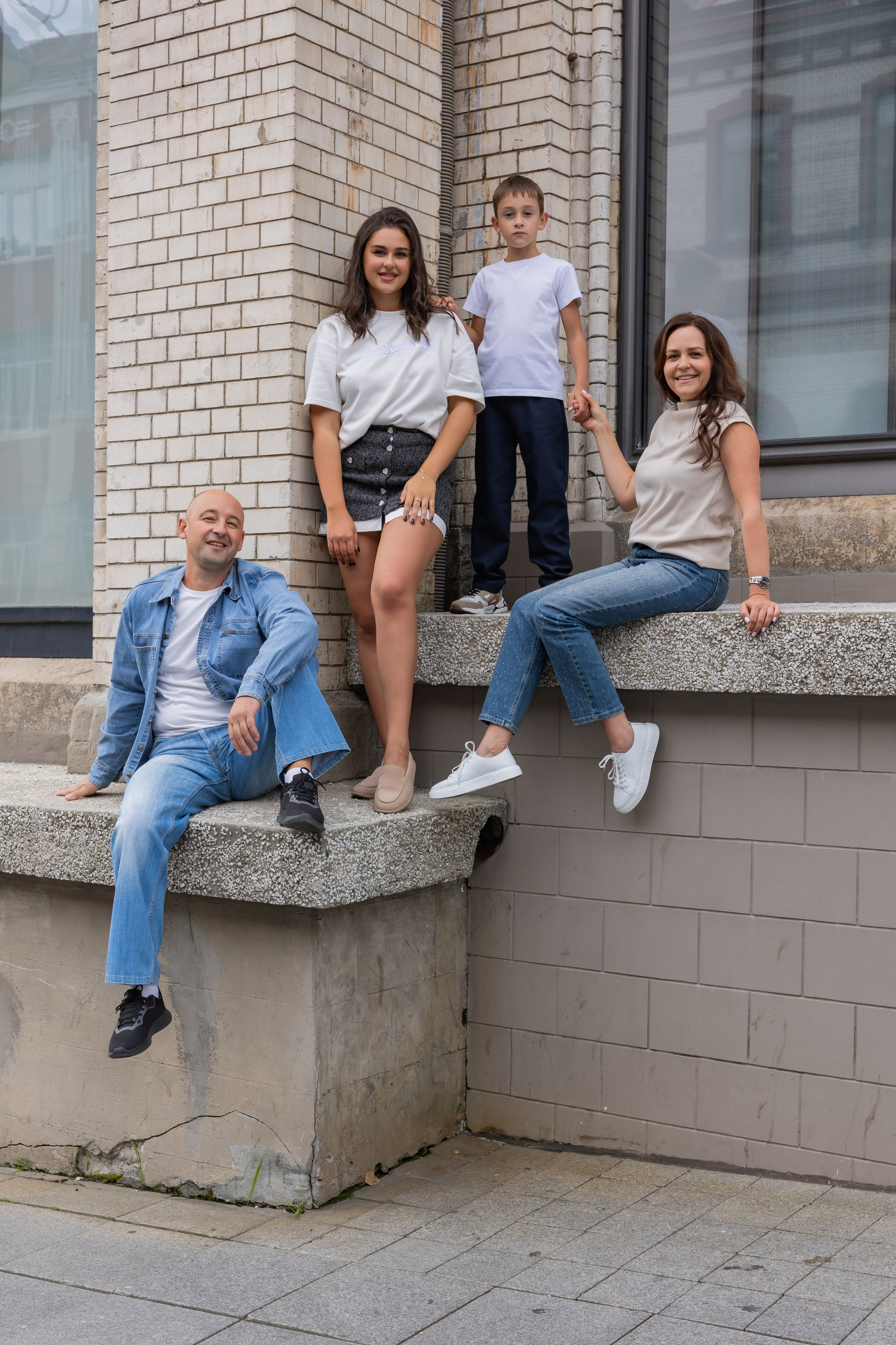 Владивосток, индивидуальная фотосессия, семейная фотосессия, фотосессия, фото, фотосессия для семьи, поза, позировка, фотография, женский портрет, дальний восток, портрет, малый дворик гума, гум