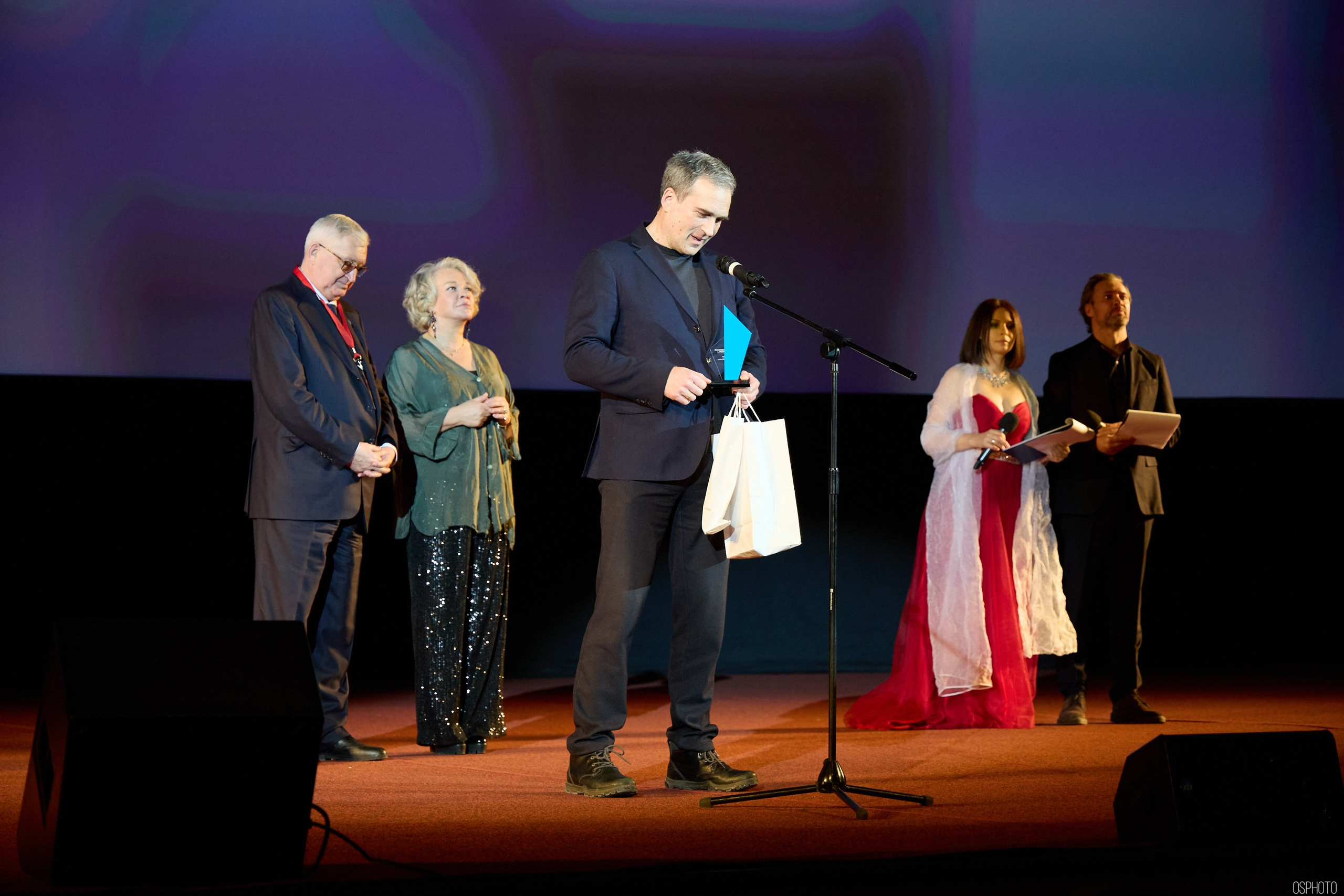 Кинофестиваль фильмов об охране труда | Кинотеатр «Октябрь». OSPhoto