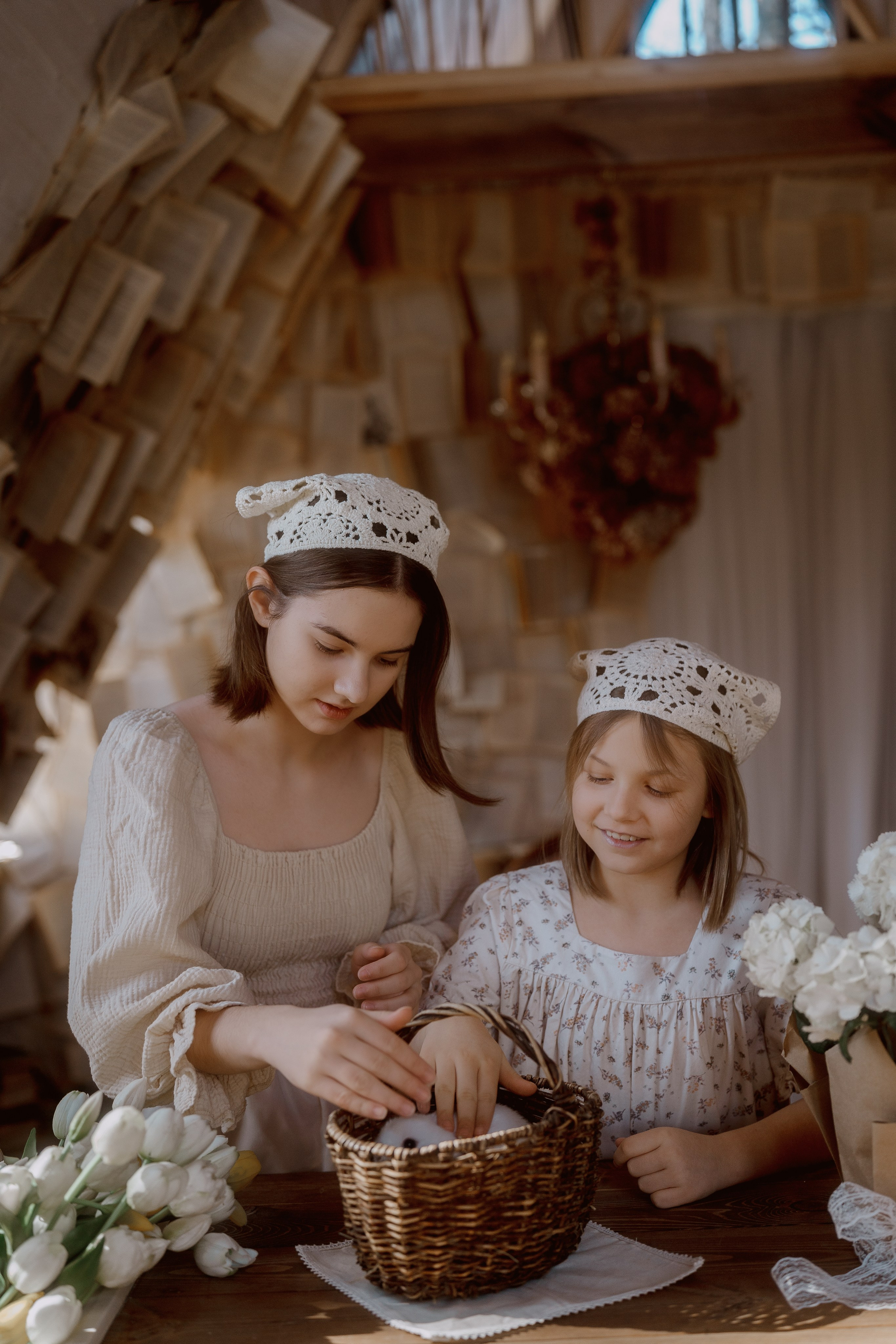 Нюша и Маша. Детская фотосессия Дом Элли г. Пушкино. Семейный и детский фотограф в Сергиев Посаде, Хотьково Якимчук Любовь