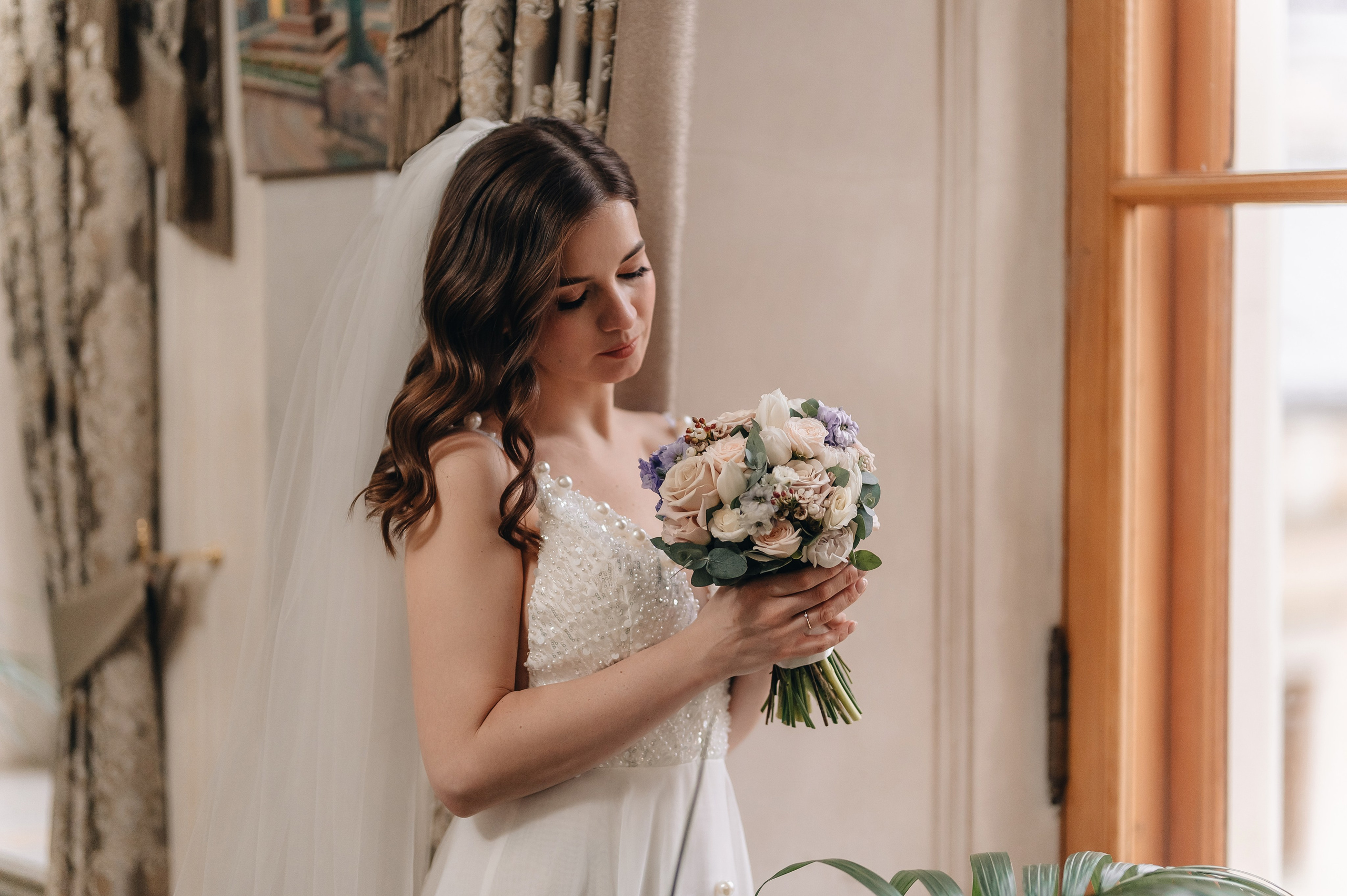 Свадебная фотосессия в библиотеке им. Пушкина. Портретный фотограф Москва Светлана Кашура