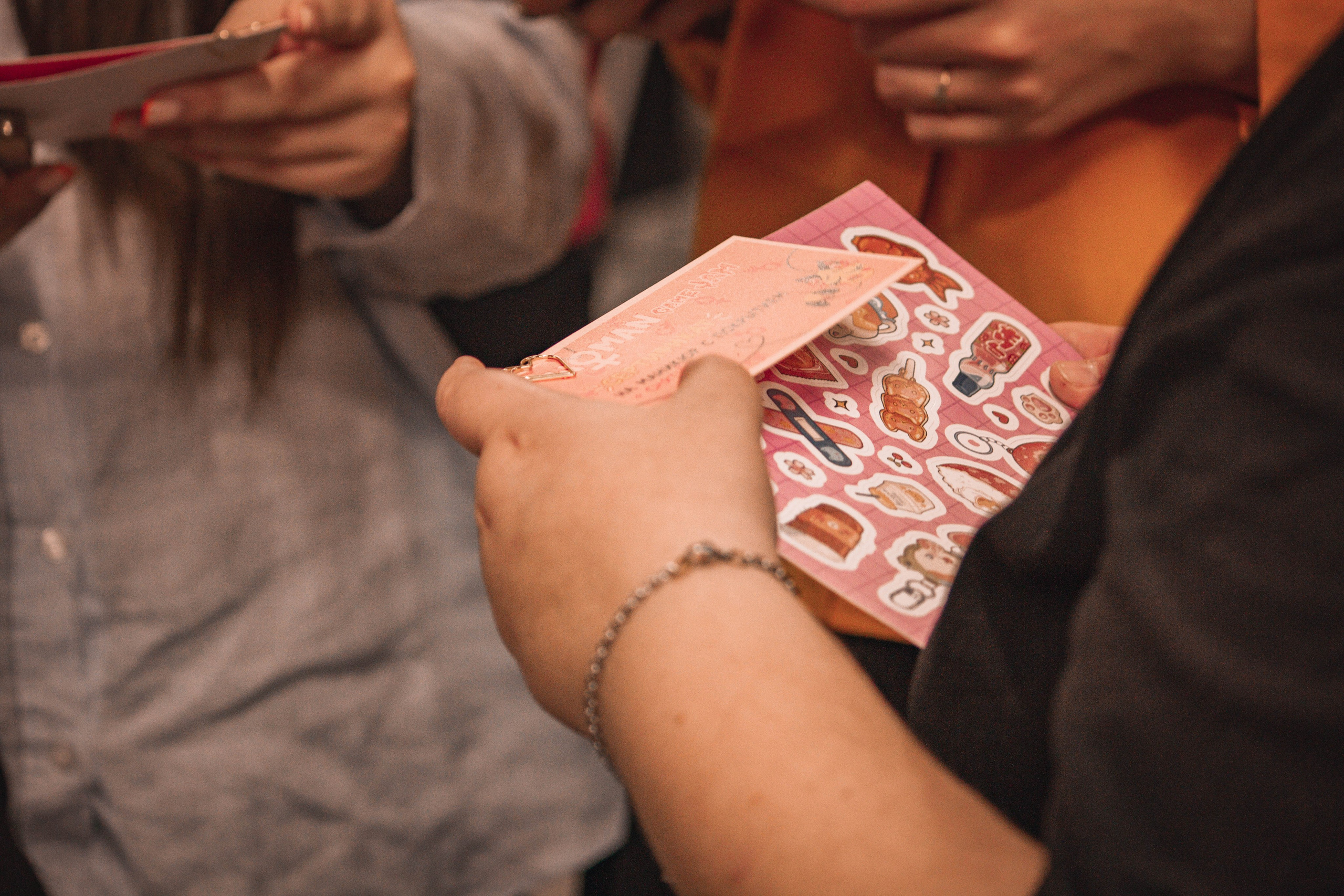 ЖЕНСКИЙ ГЕЙМДЖЕМ — Творческий сбор разработчиц. Создадим шедевр? Виталина и её фотоискусство