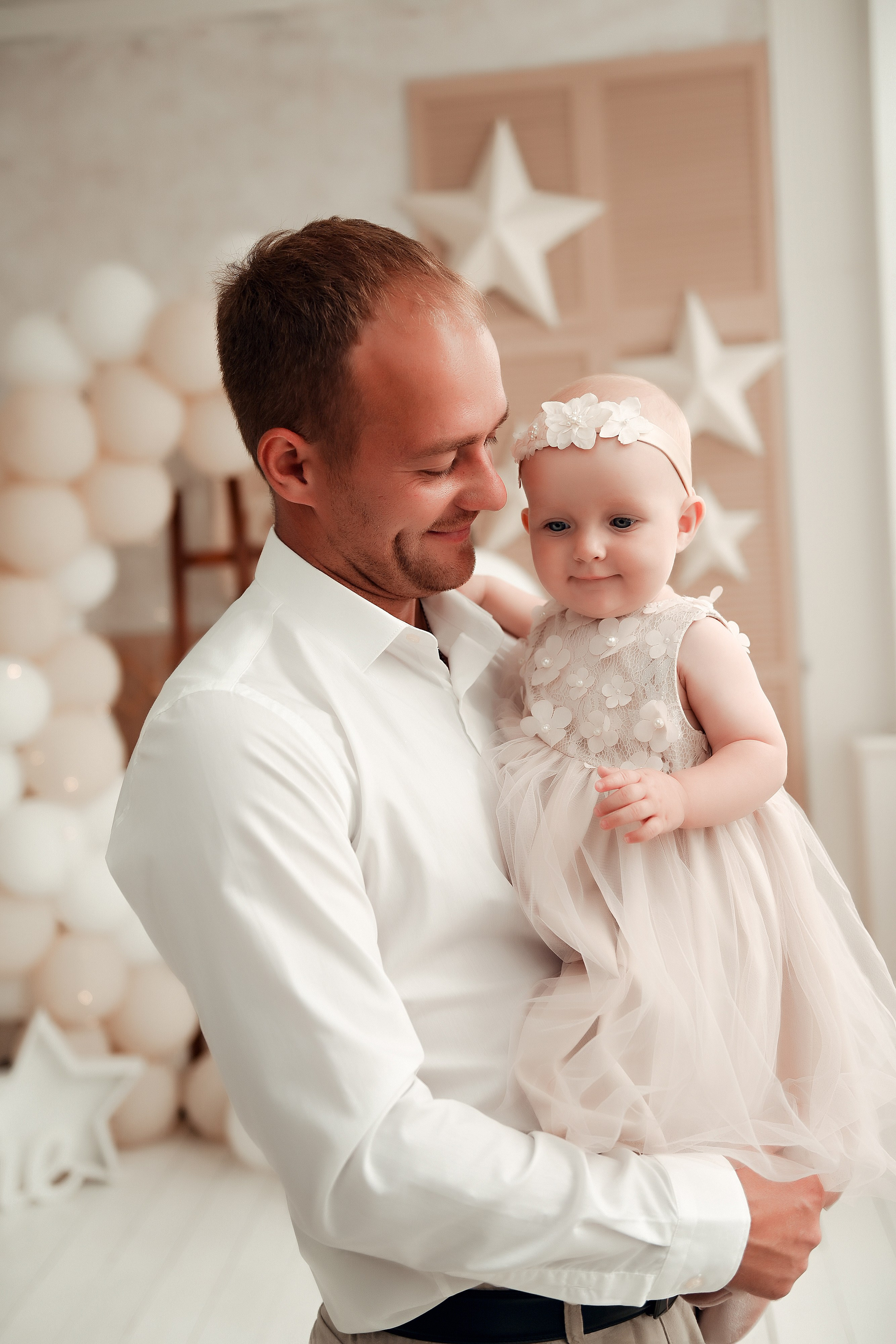 Студийные семейные, детские, индивидуальные фотосессии. Свадебный, семейный, детский, контент фотограф в Омске Максим Ильин