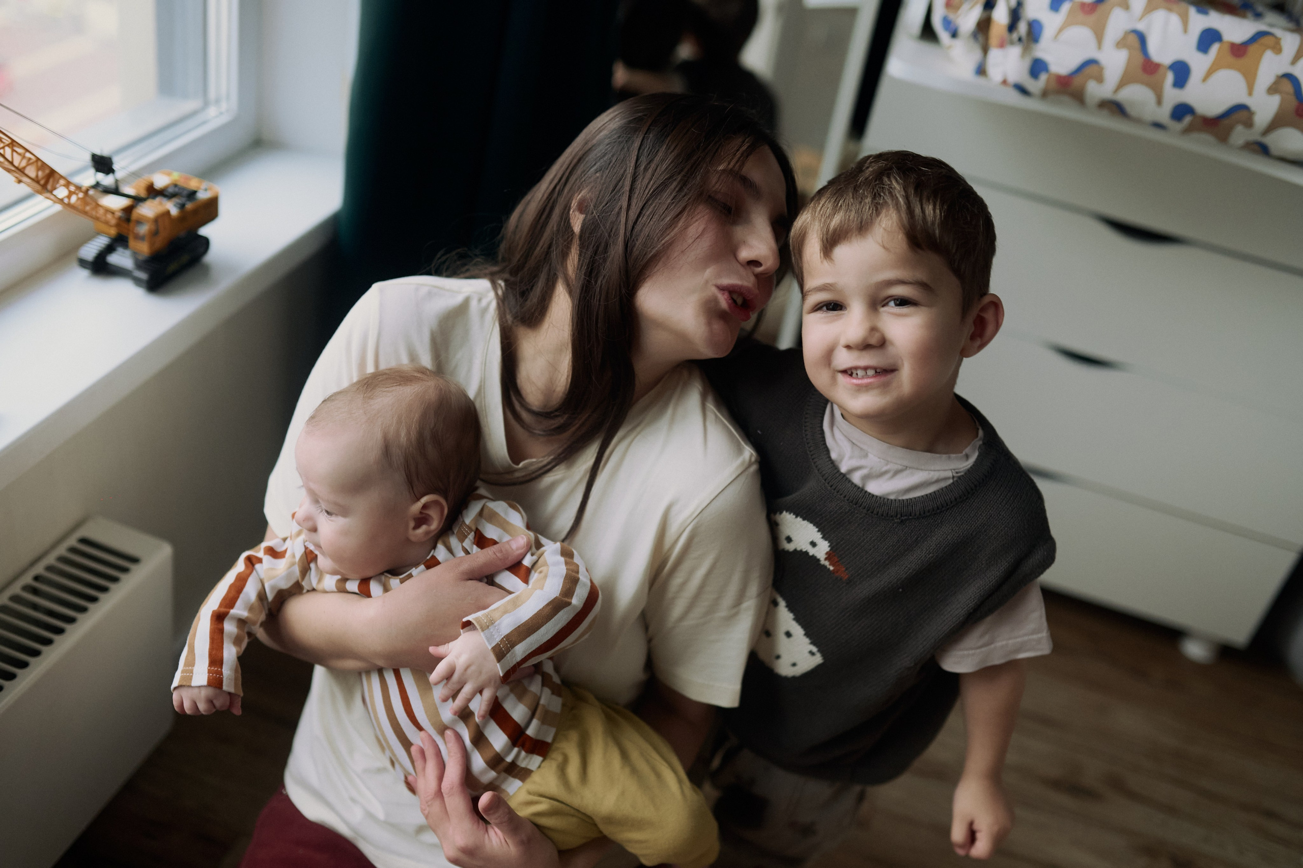 Эмир, Диана, Леон и Амин дома. Семейный и свадебный lifestyle-фотограф в Москве Мария Петрова