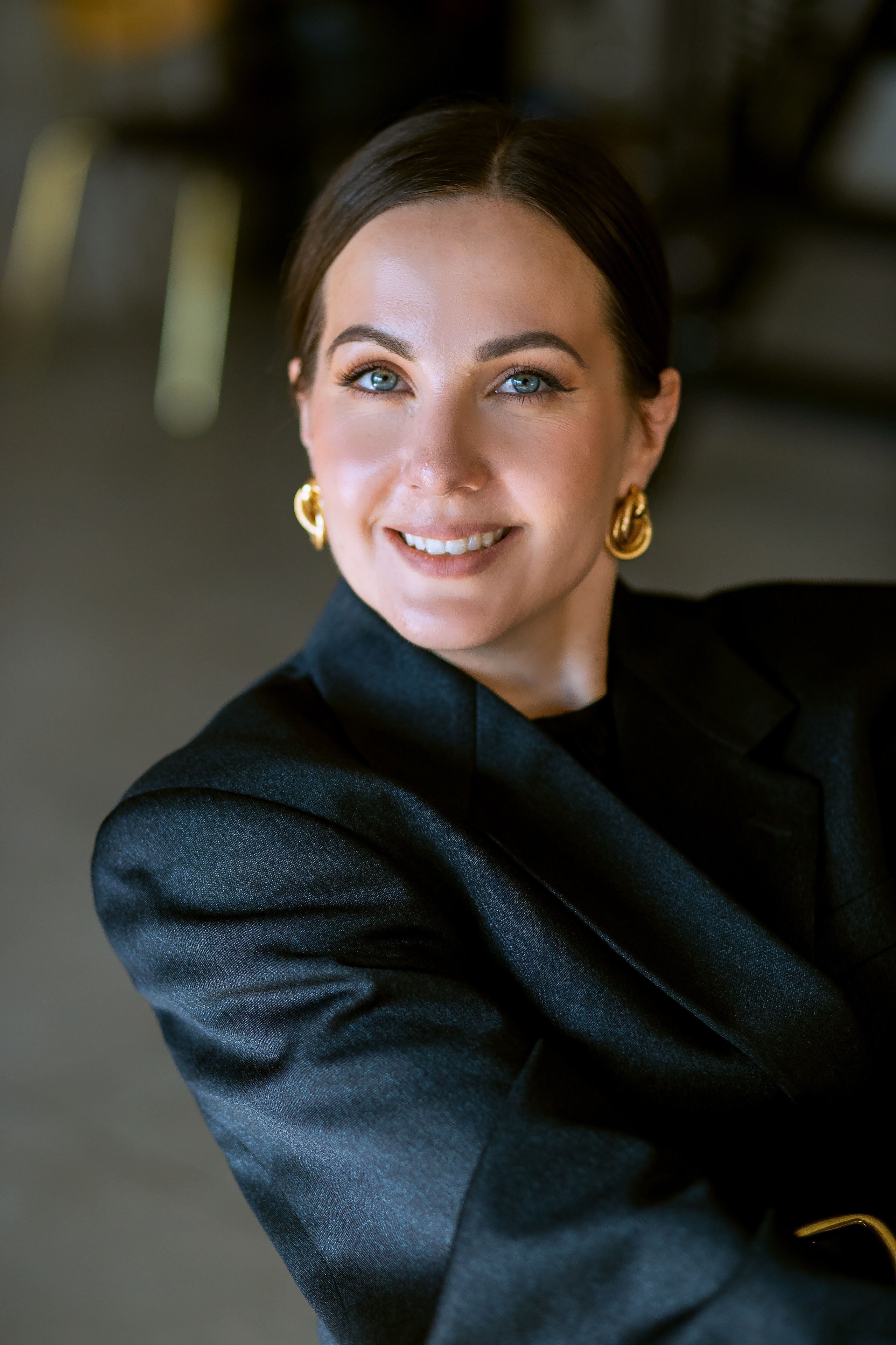 Деловой женский портрет в студии. Семейный фотограф в Москве Влада Лунина