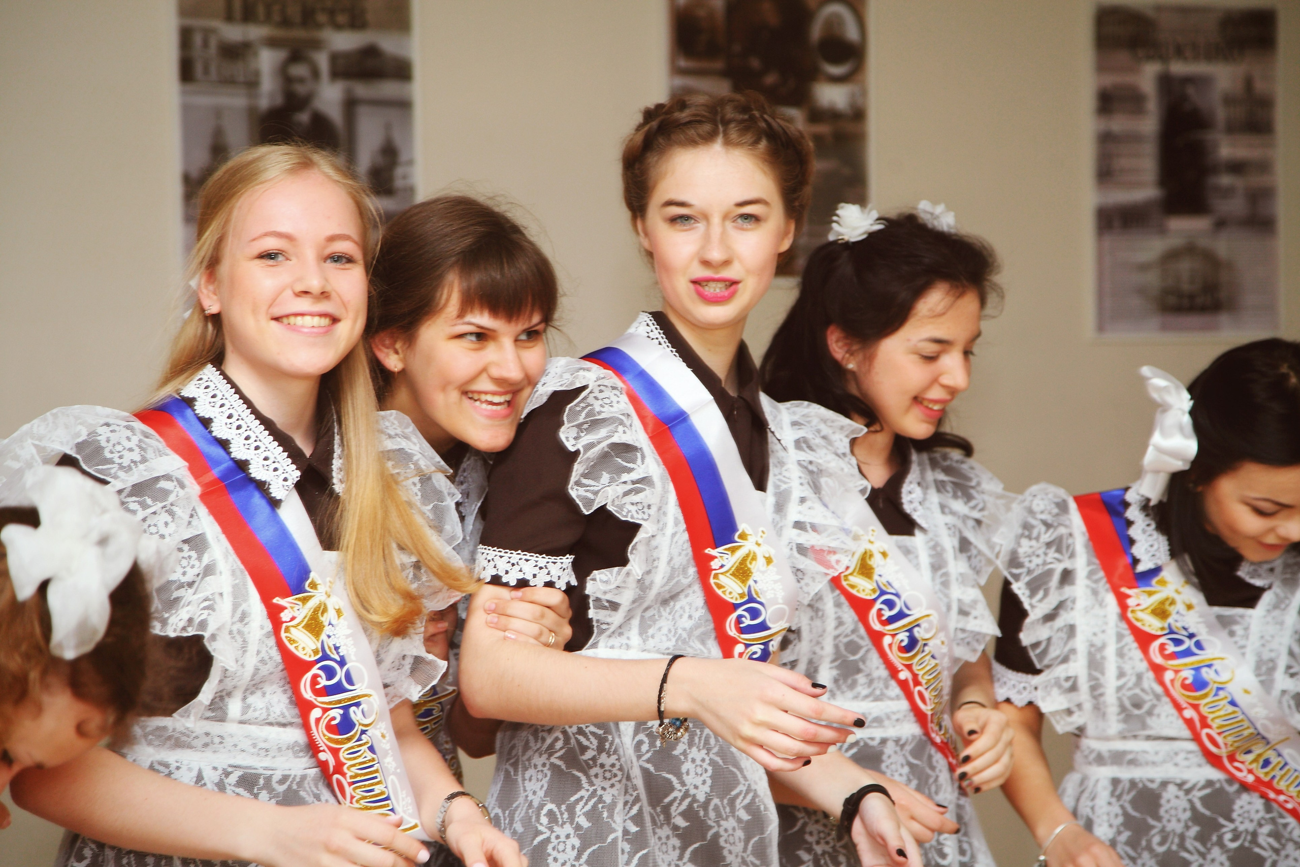 Портфолио фотографа на последний звонок. Свадебный и репортажный фотограф в Ярославле и Санкт-Петербурге Роман Микрюков