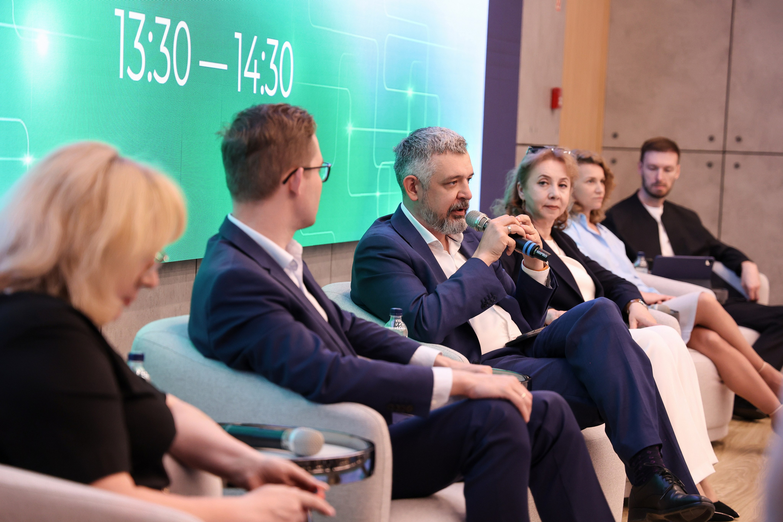 Секция. Вернадский. Свадебный и Event фотограф в Москве Бажина Ирина