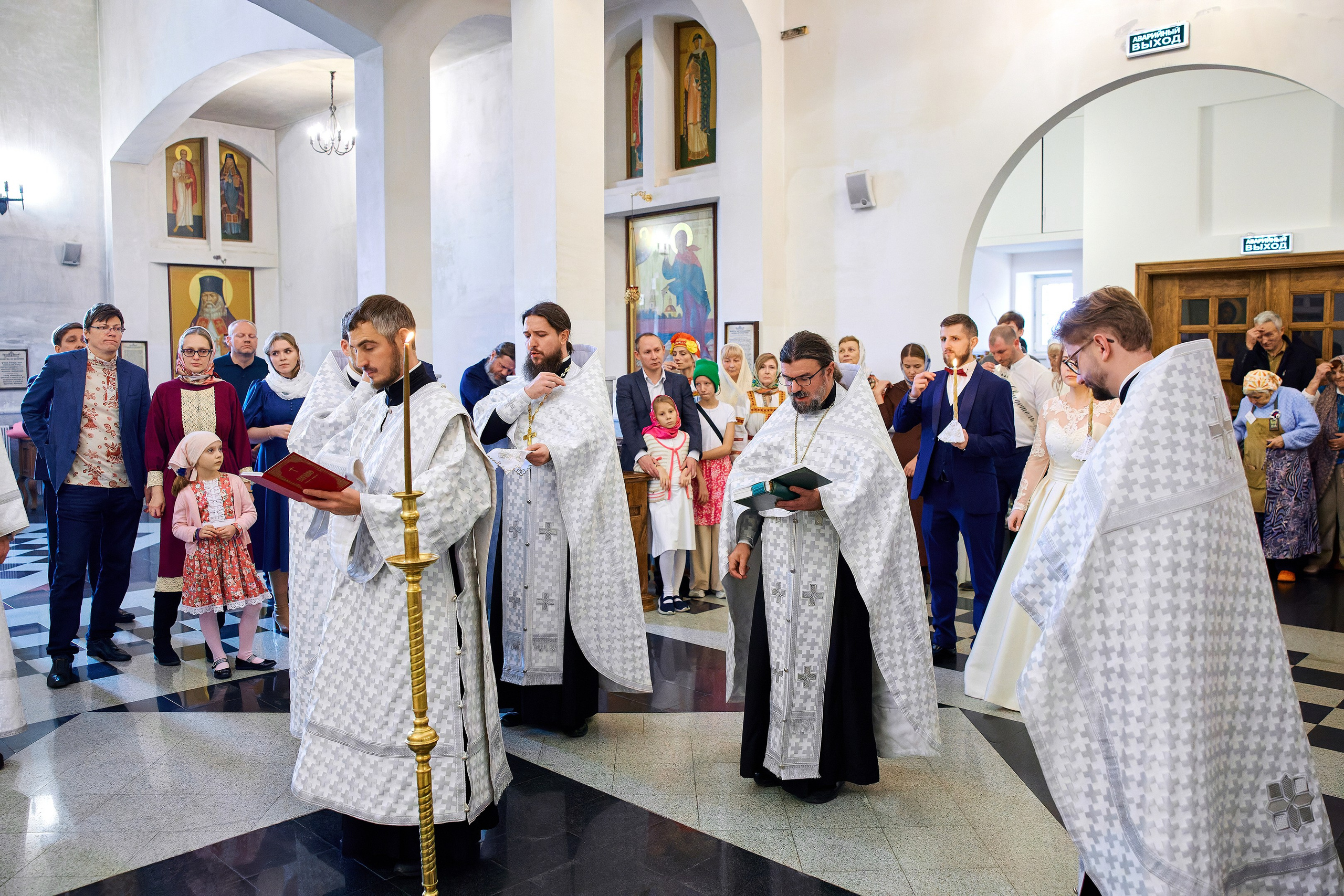 Фотограф на венчание. Свадебный фотограф Сергей Колбинский