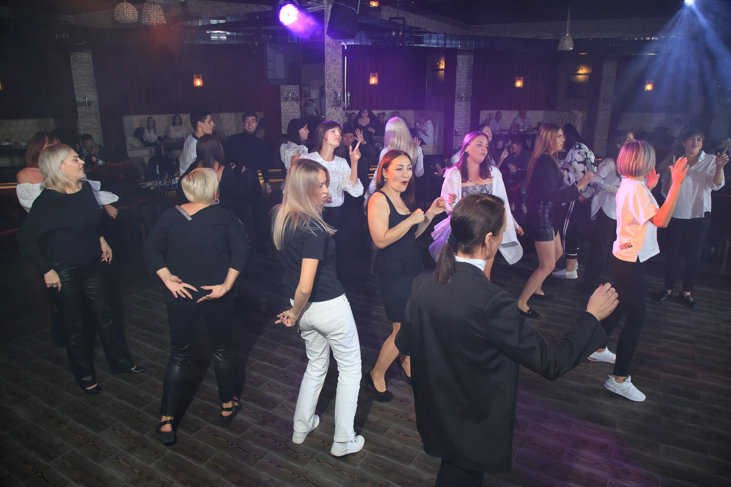 Открытие караоке клуба Mozguhose. Репортажный и свадебный фотограф Пятигорск и КМВ