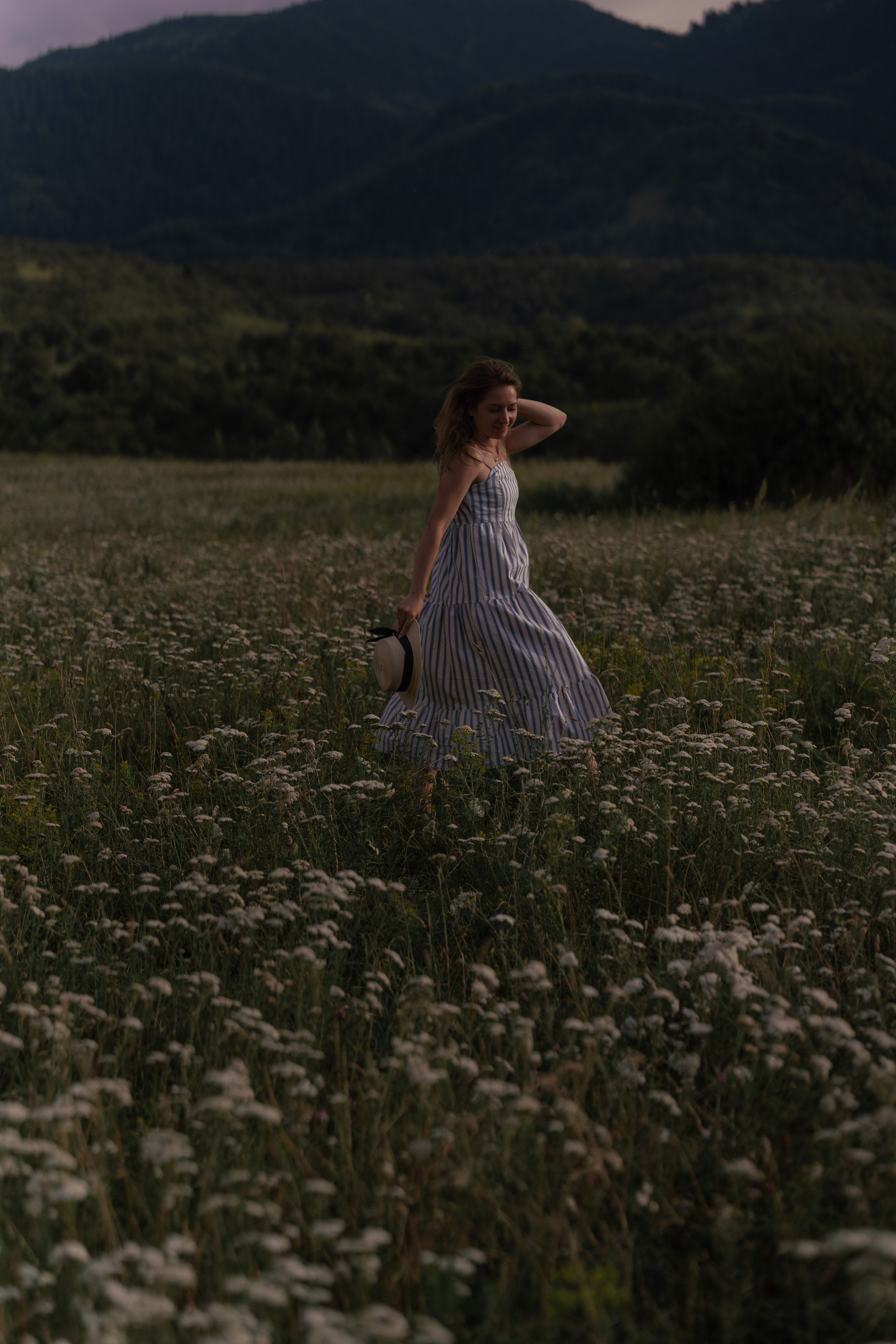 Поля и сады. Фотограф Алматы, курс по Фотографии в Алматы. Дмитриева Наталья