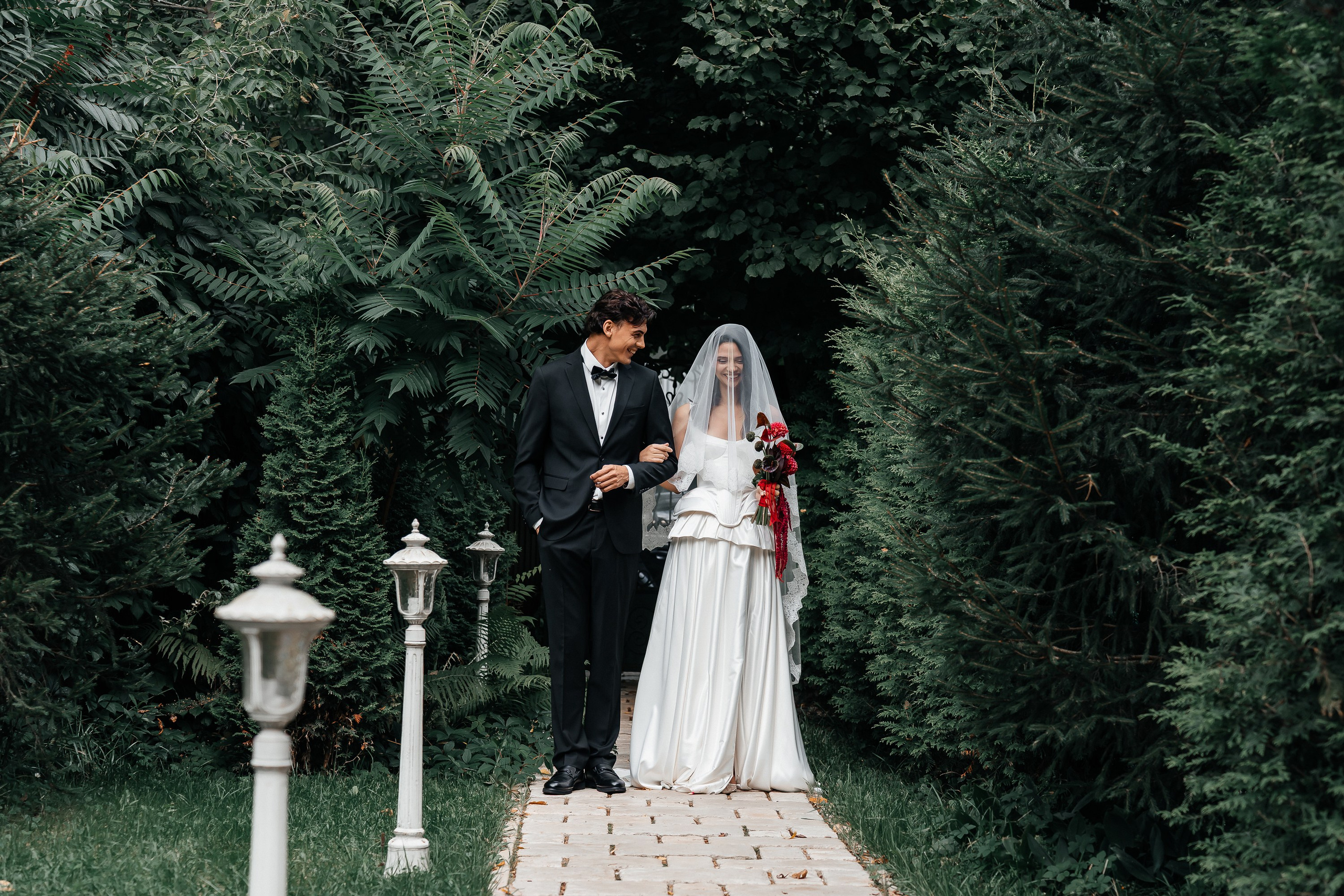 Камерная свадьба в Villa Rossa. Alex Svarog | Свадебный Фотограф в Москве