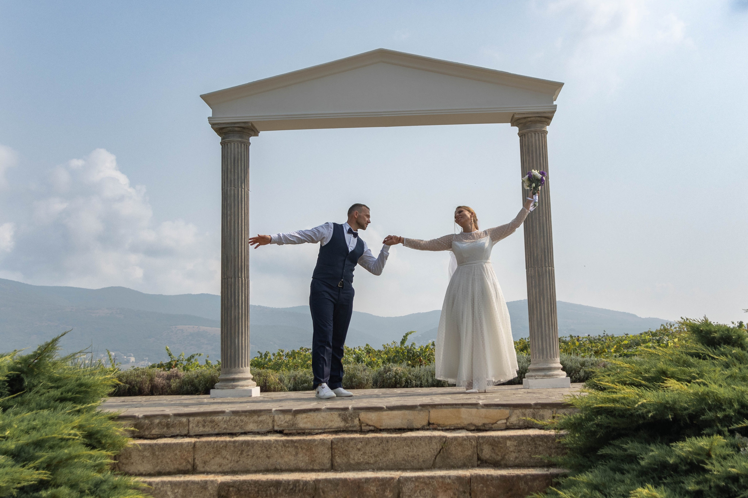 Татьяна и Евгений мыс фиолент монастырь. Фотограф и видеограф в Крыму и Севастополе