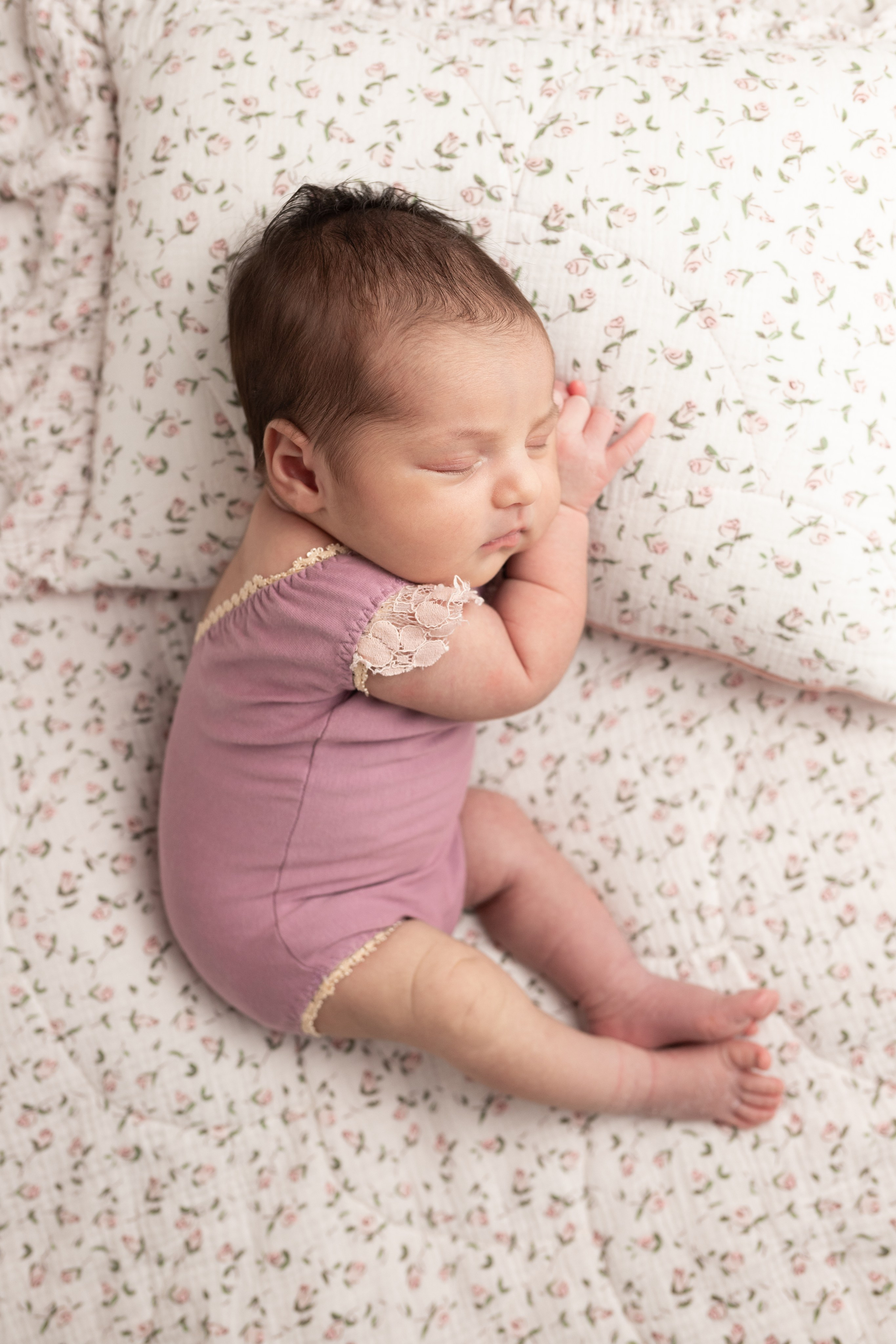 Натуральный стиль newborn. Фотограф новорождённых Анапа Елена Кушнарь