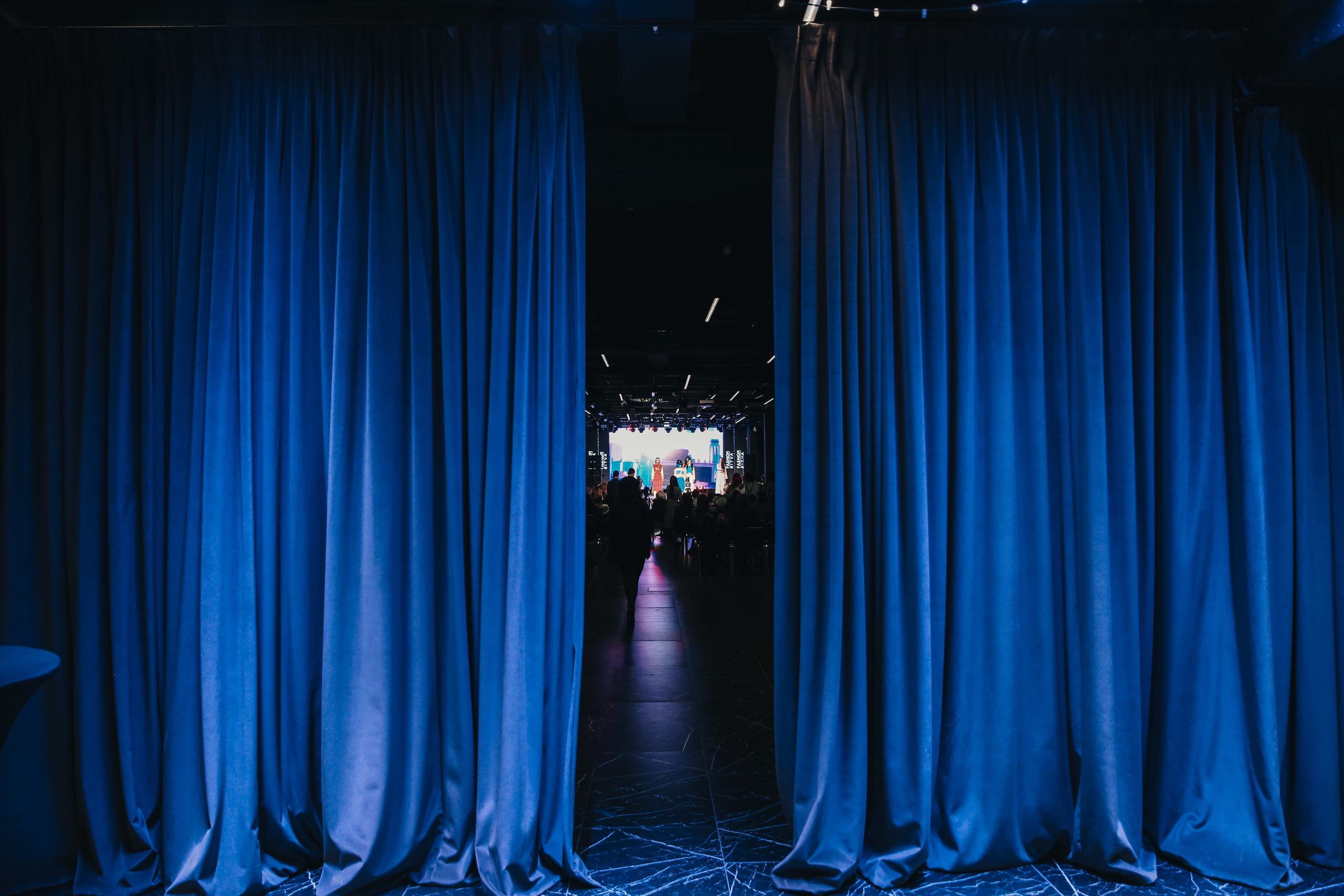 Показ ЯровитХолл. Фотограф и видеограф Анна Домашенко