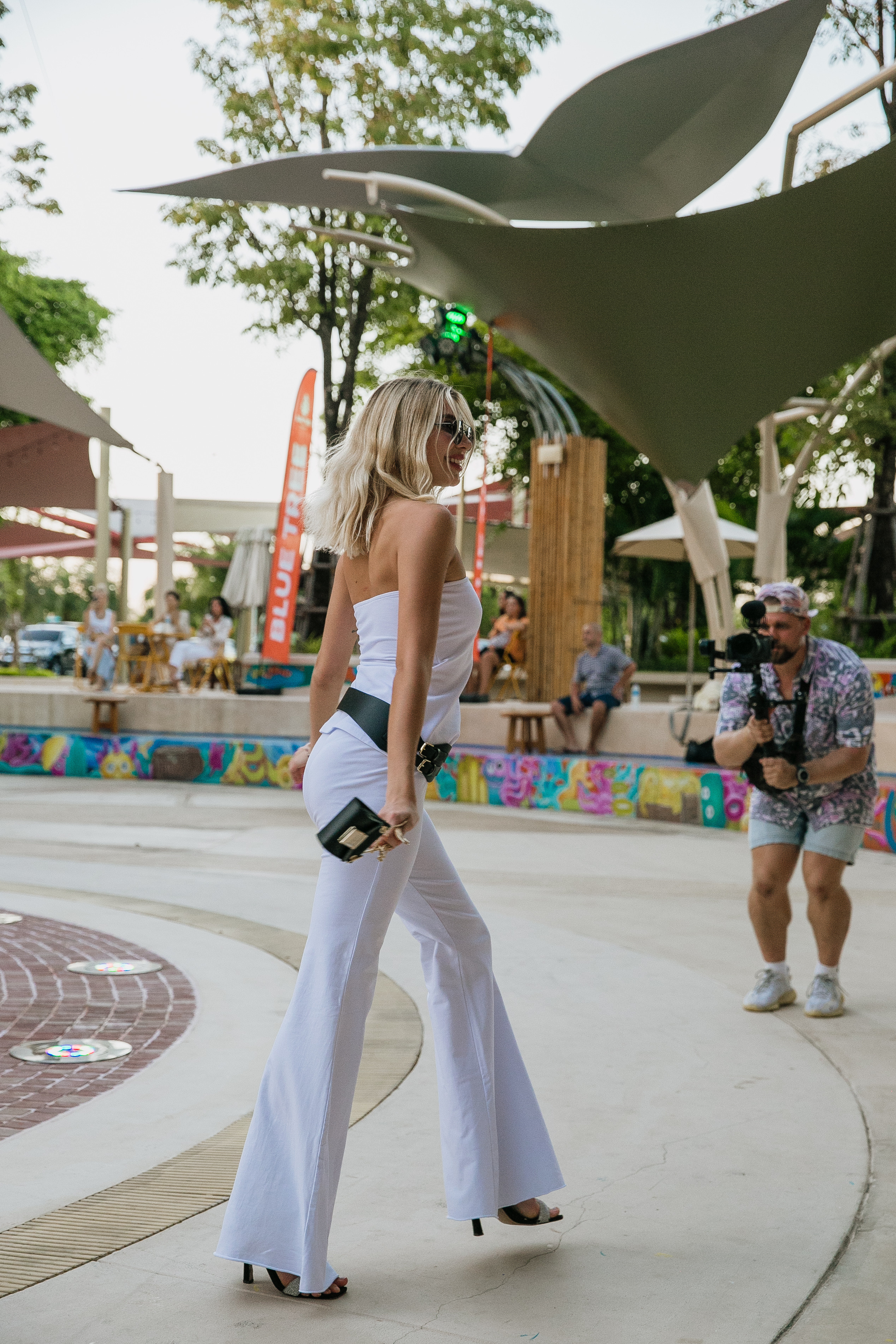 Показ AMORE Бангтао 30.09.23. Фотограф и видеограф Анна Домашенко