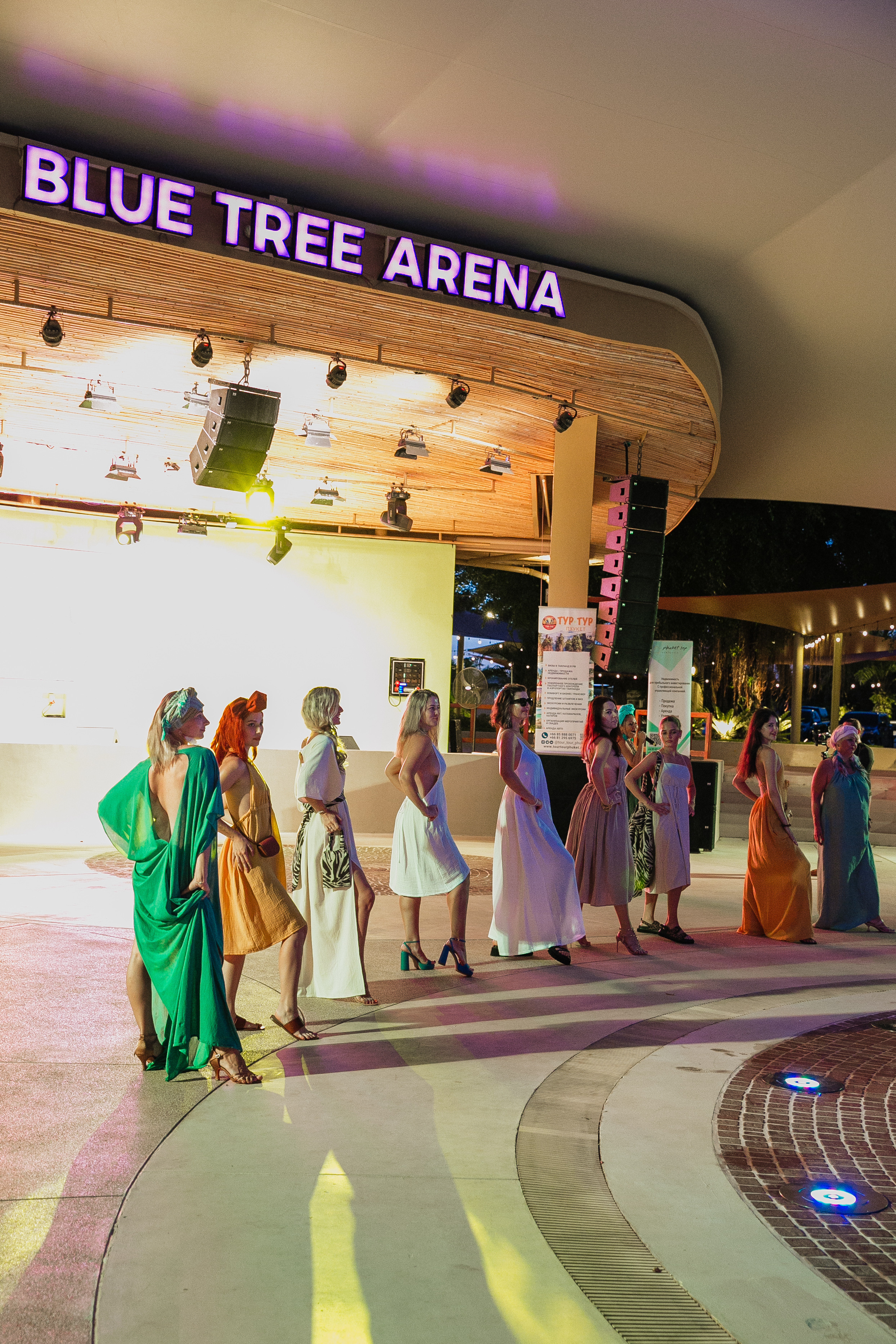 Показ AMORE Бангтао 30.09.23. Фотограф и видеограф Анна Домашенко