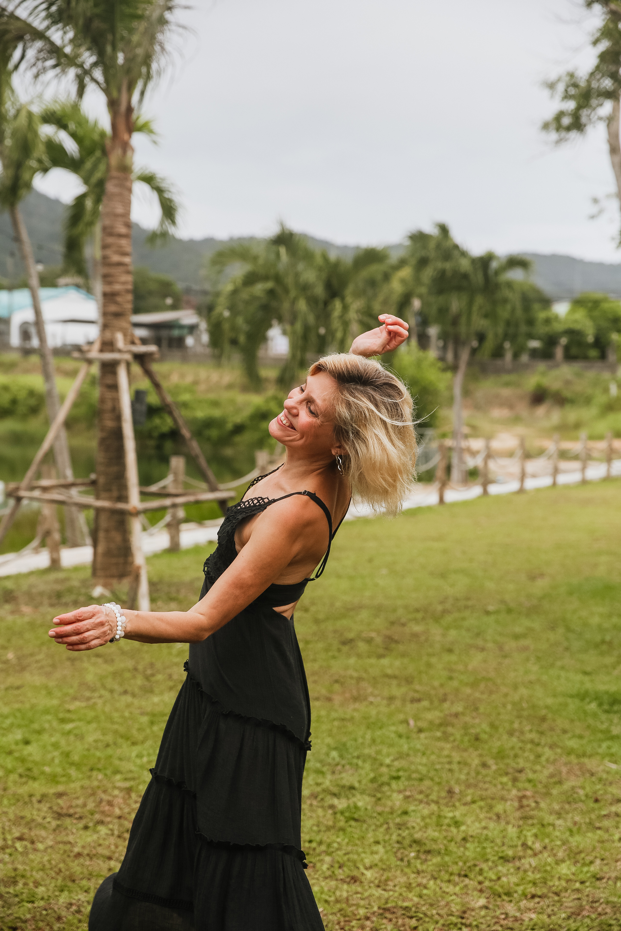 Завтрак женского клуба на Бангтао 3.08.23. Фотограф и видеограф Анна Домашенко