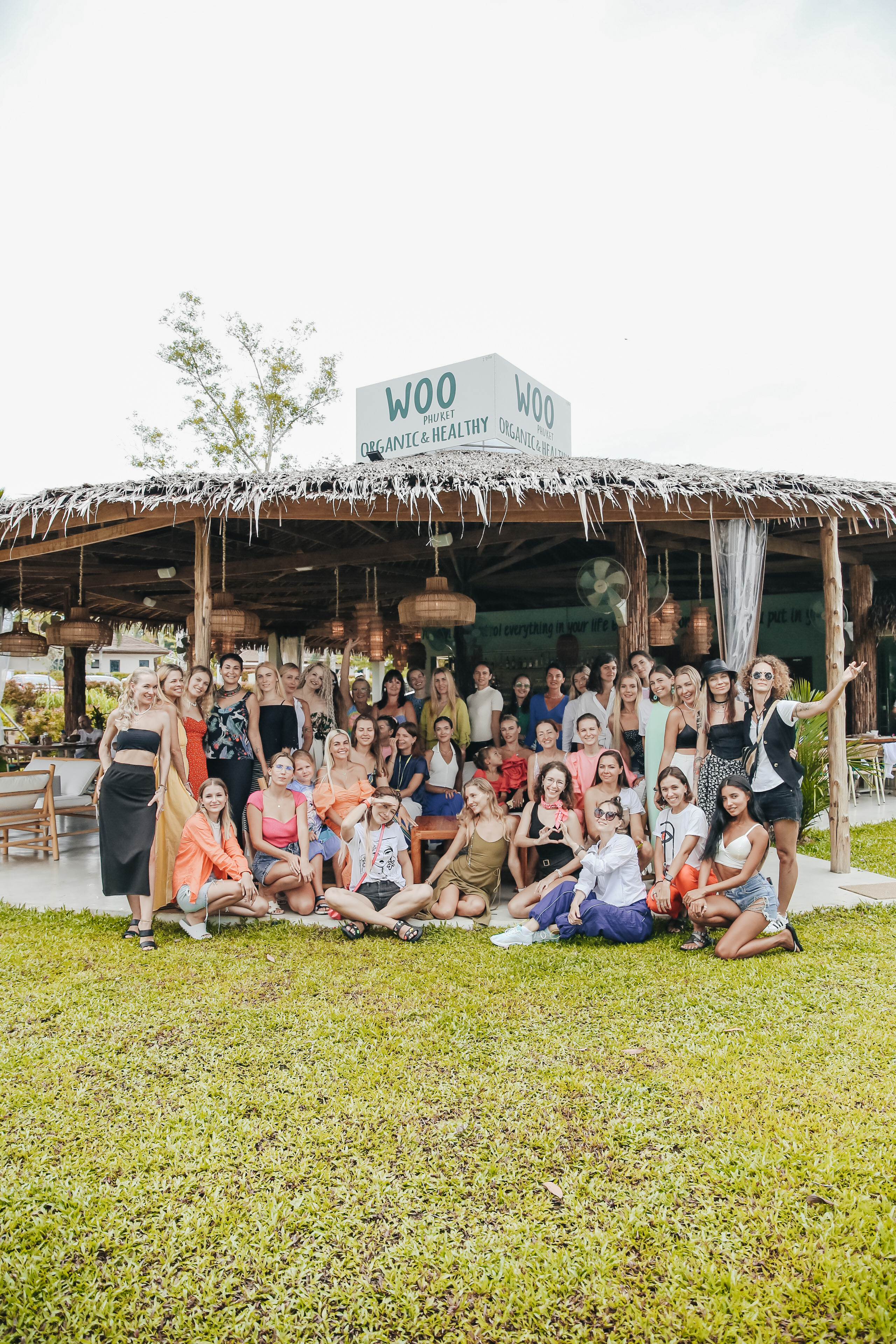 Завтрак женского клуба  Бангтао 10.08.23. Фотограф и видеограф Анна Домашенко