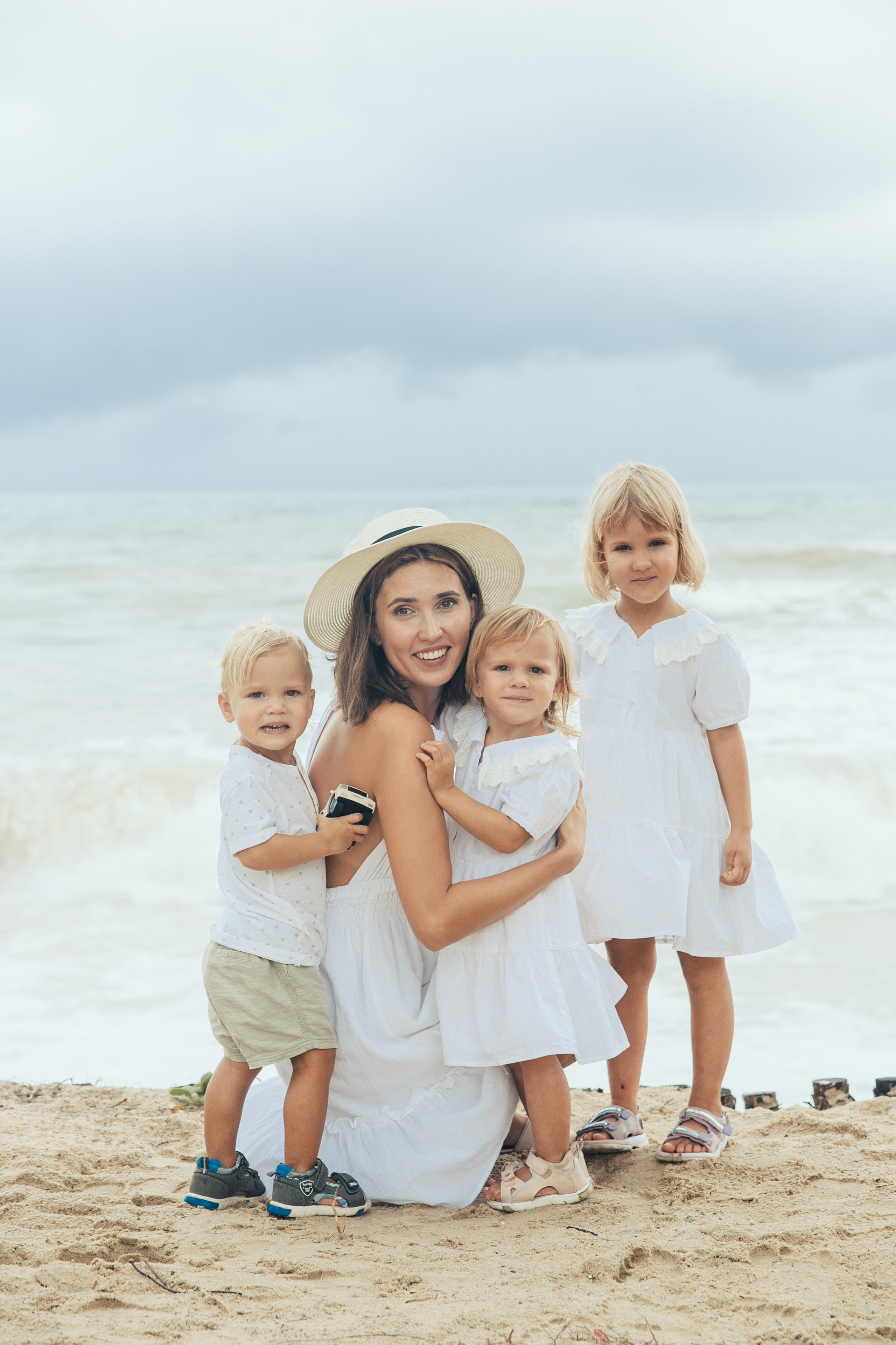 Семейная фотосессия на Бангтао, Пхукет. Фотограф и видеограф Анна Домашенко