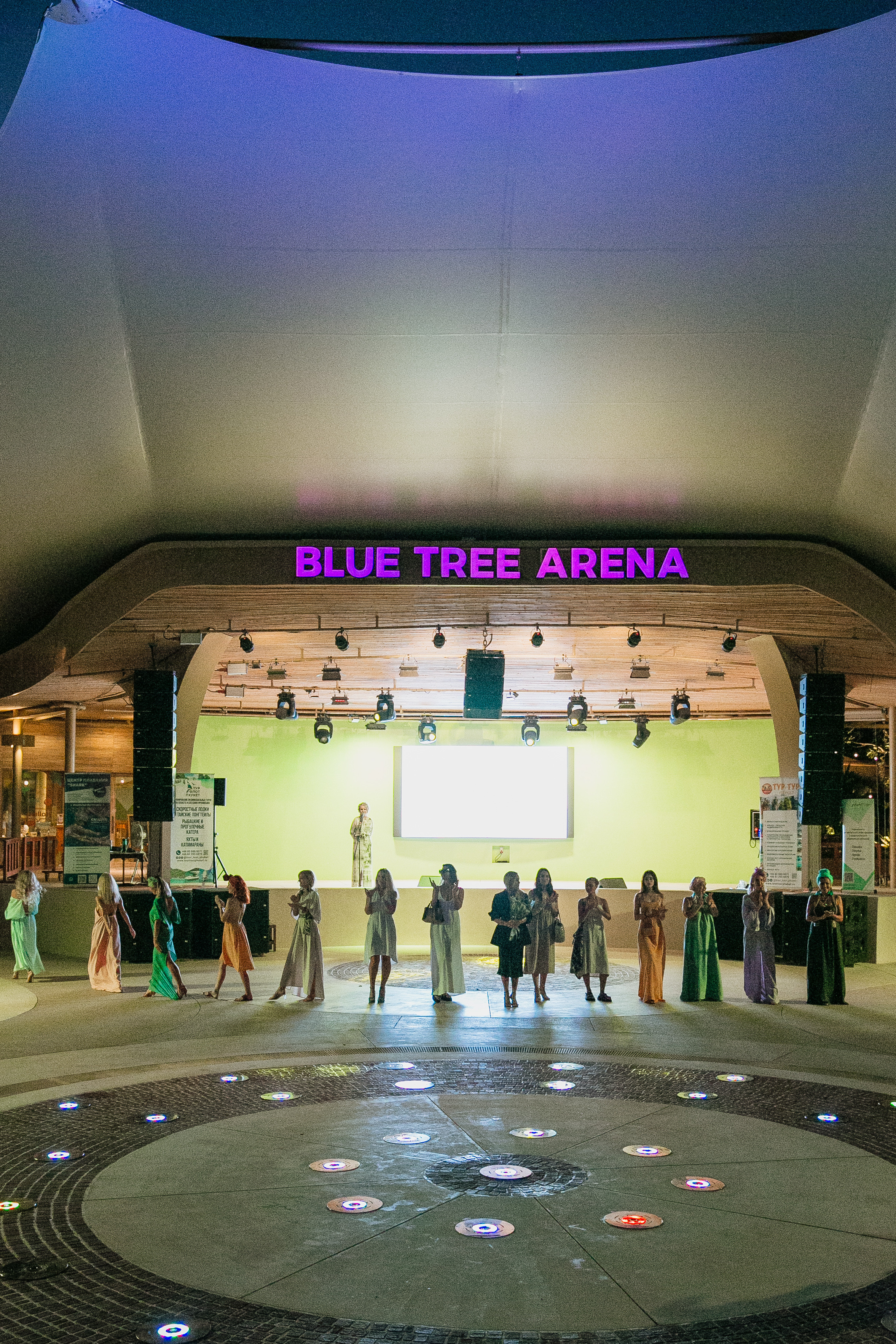 Показ AMORE Бангтао 30.09.23. Фотограф и видеограф Анна Домашенко