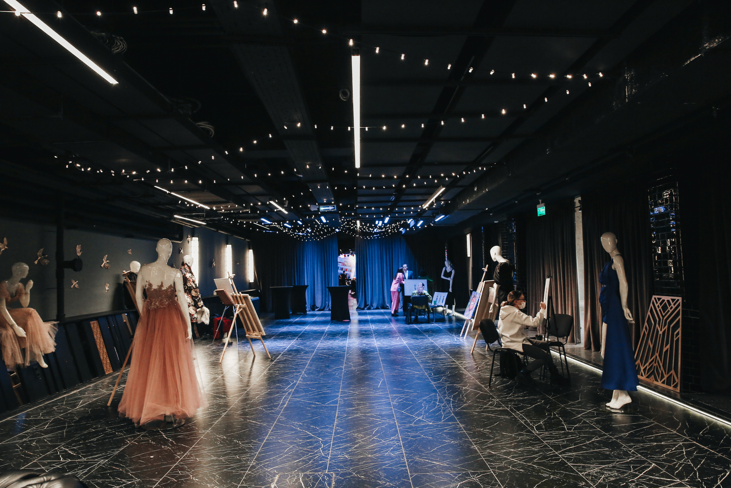 Показ ЯровитХолл. Фотограф и видеограф Анна Домашенко