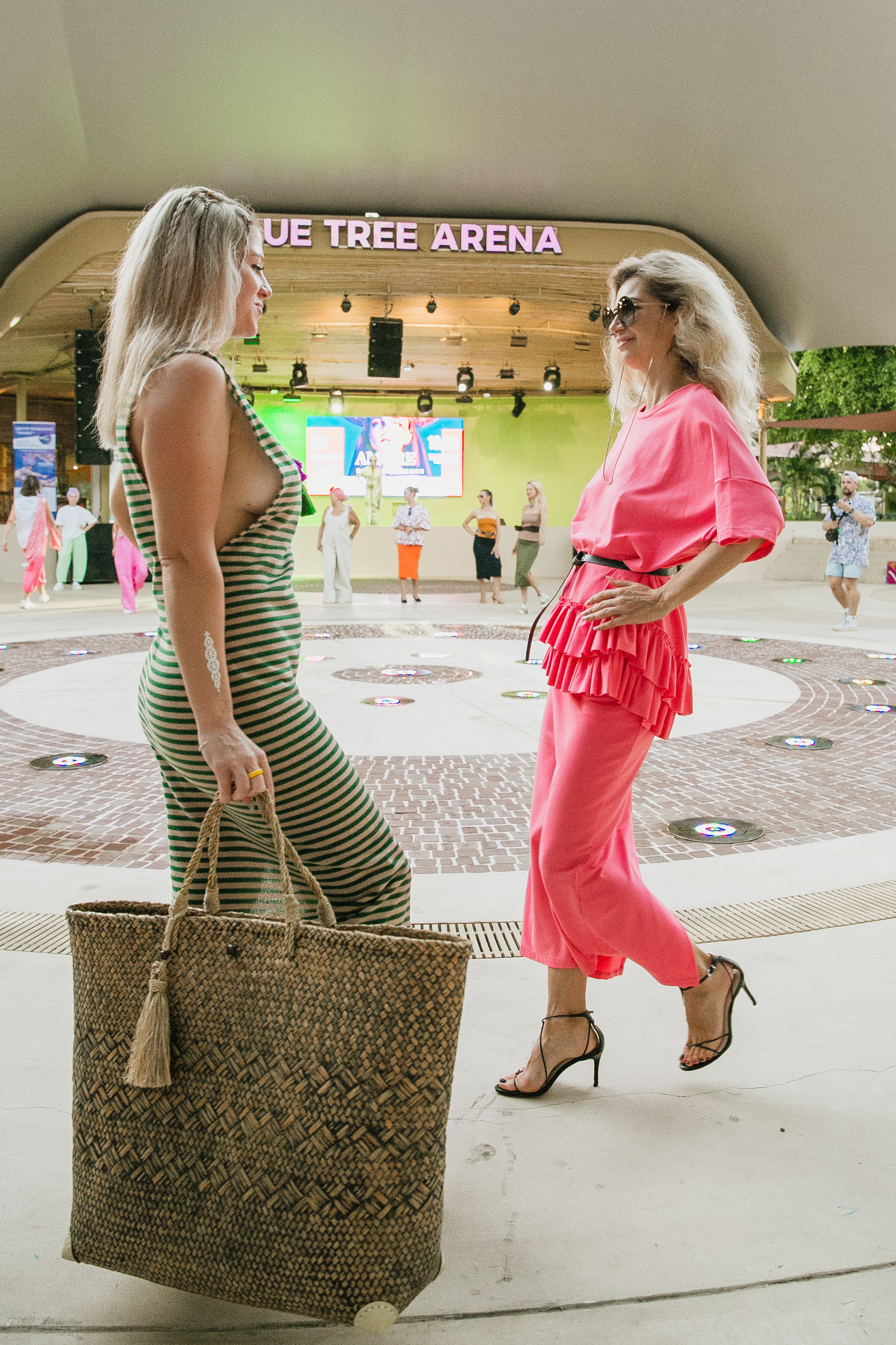 Показ AMORE Бангтао 30.09.23. Фотограф и видеограф Анна Домашенко